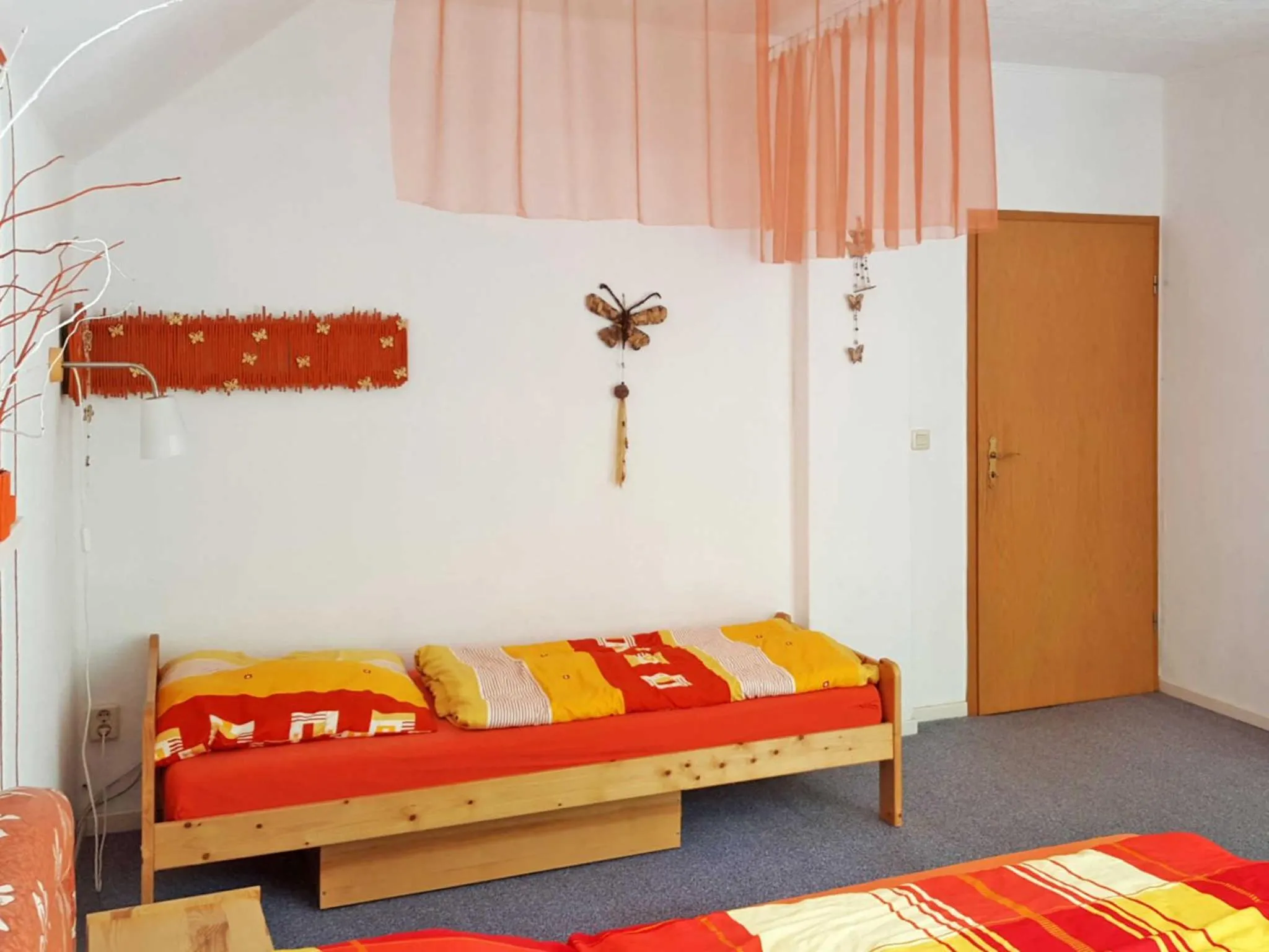 Bed in Ferienwohnung Seeluster Bucht