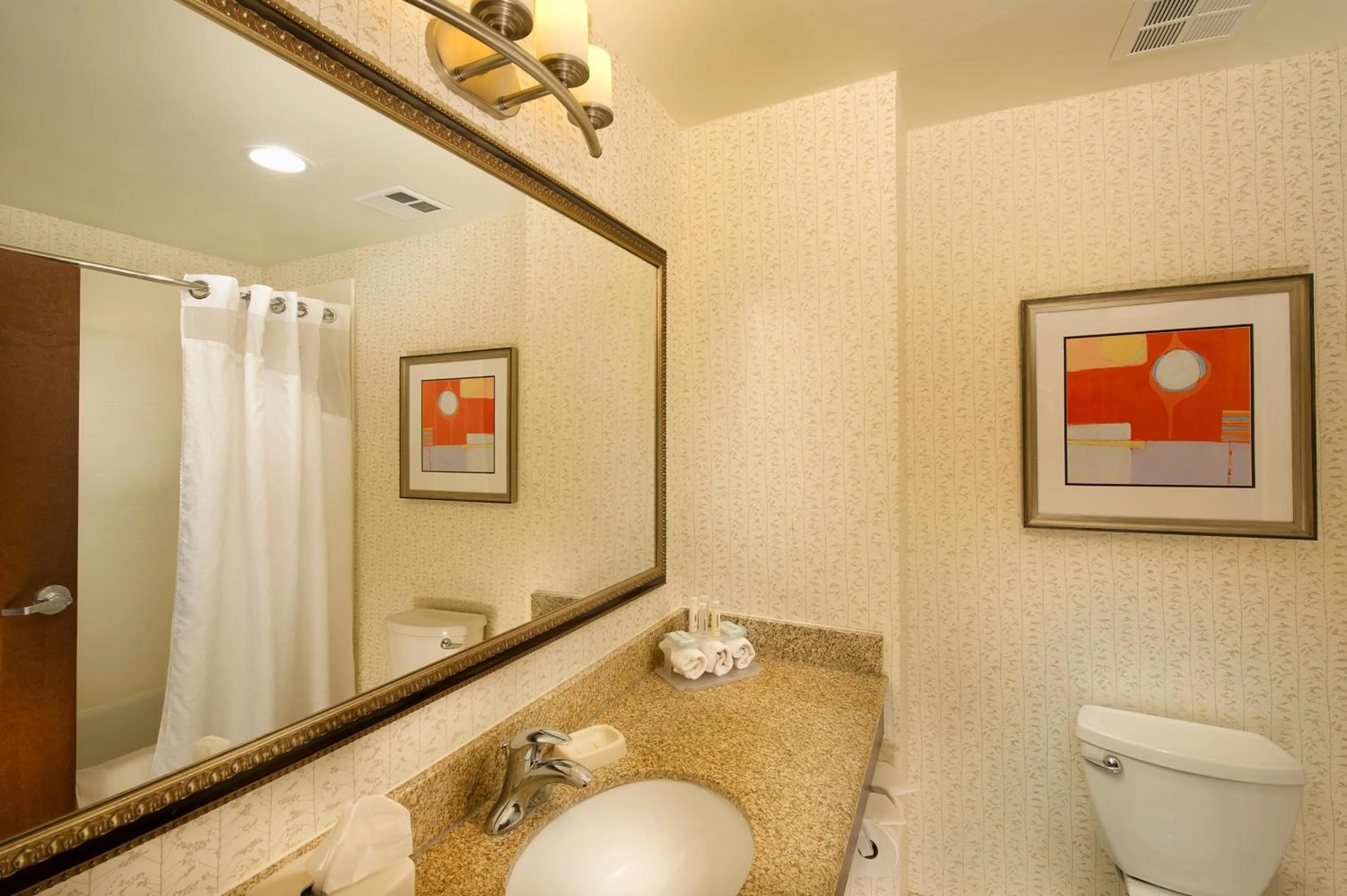 Bathroom in Holiday Inn Express Uvalde by IHG