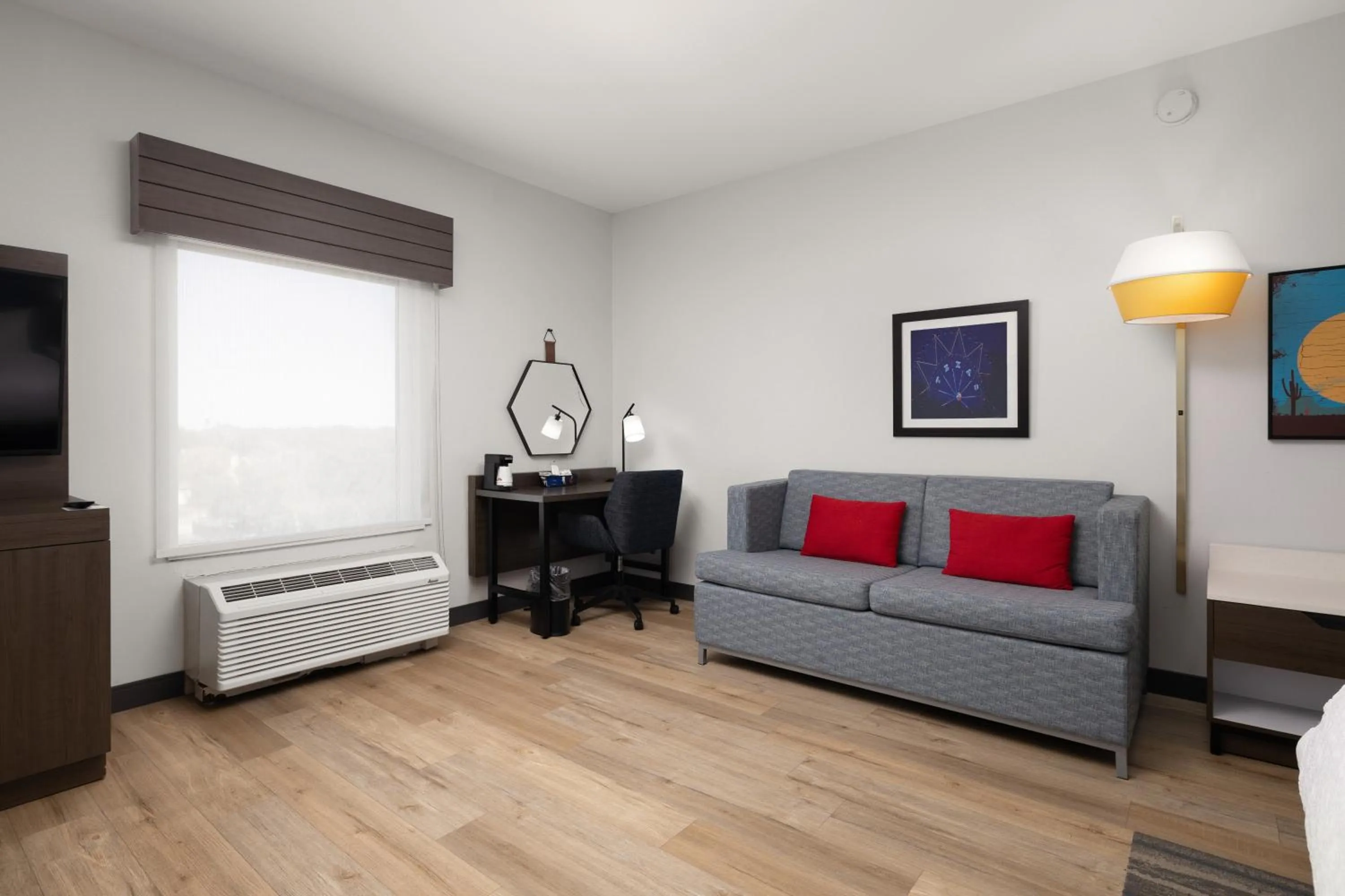 Seating area in Hampton Inn & Suites McAllen