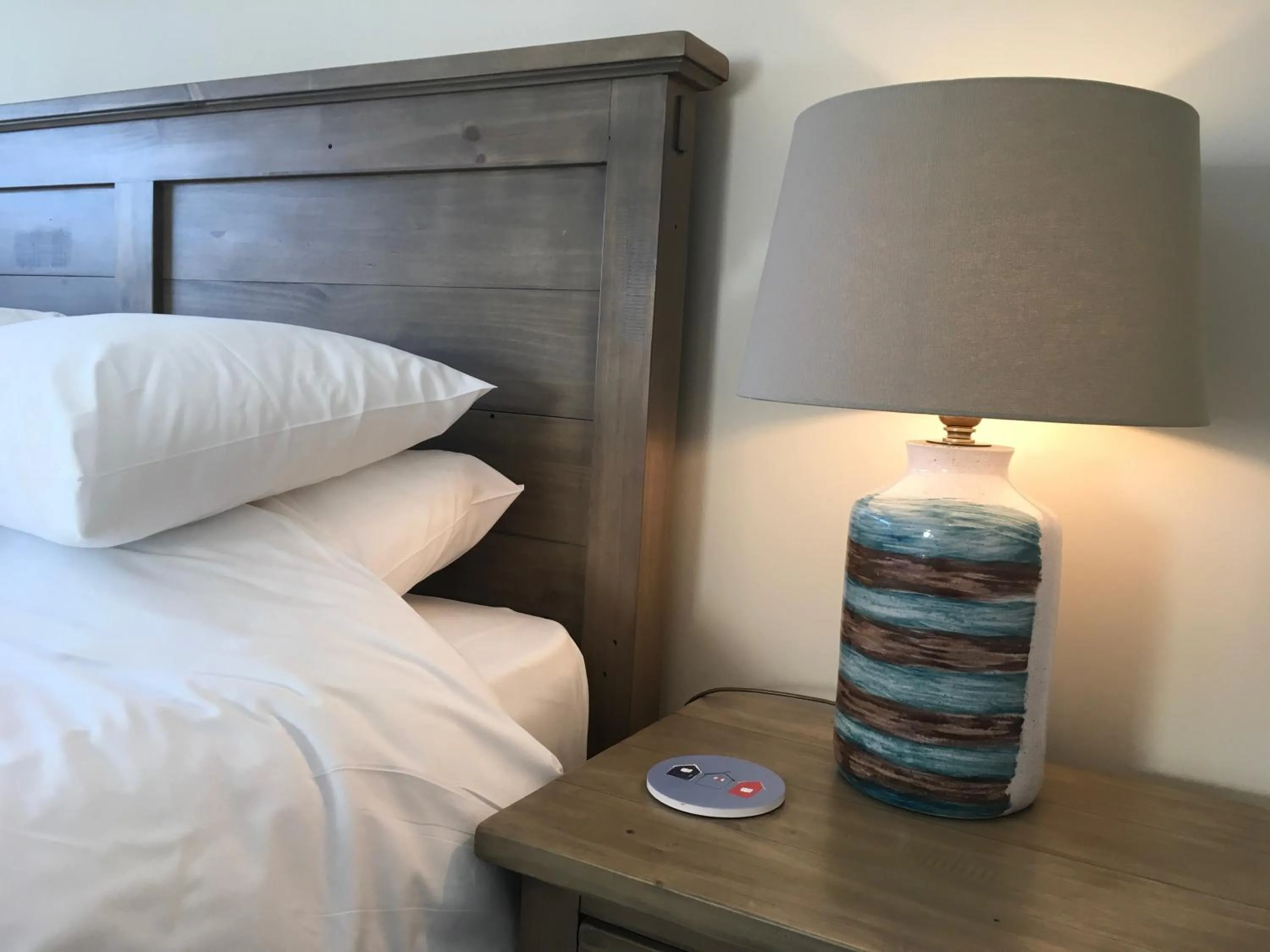 Bedroom, Bed in The Waterfront Inn