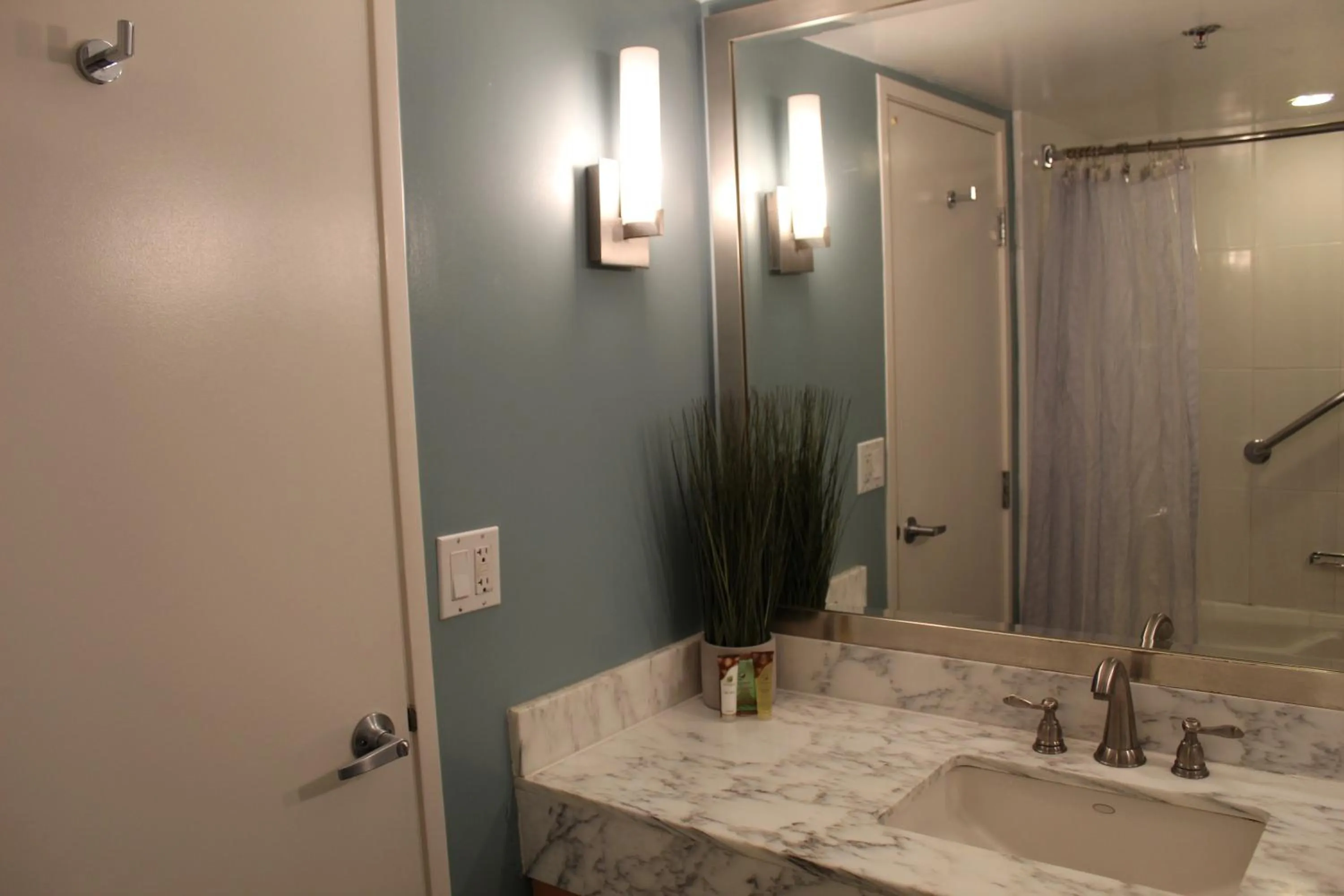 Bathroom in LSI Resorts at Ala Moana