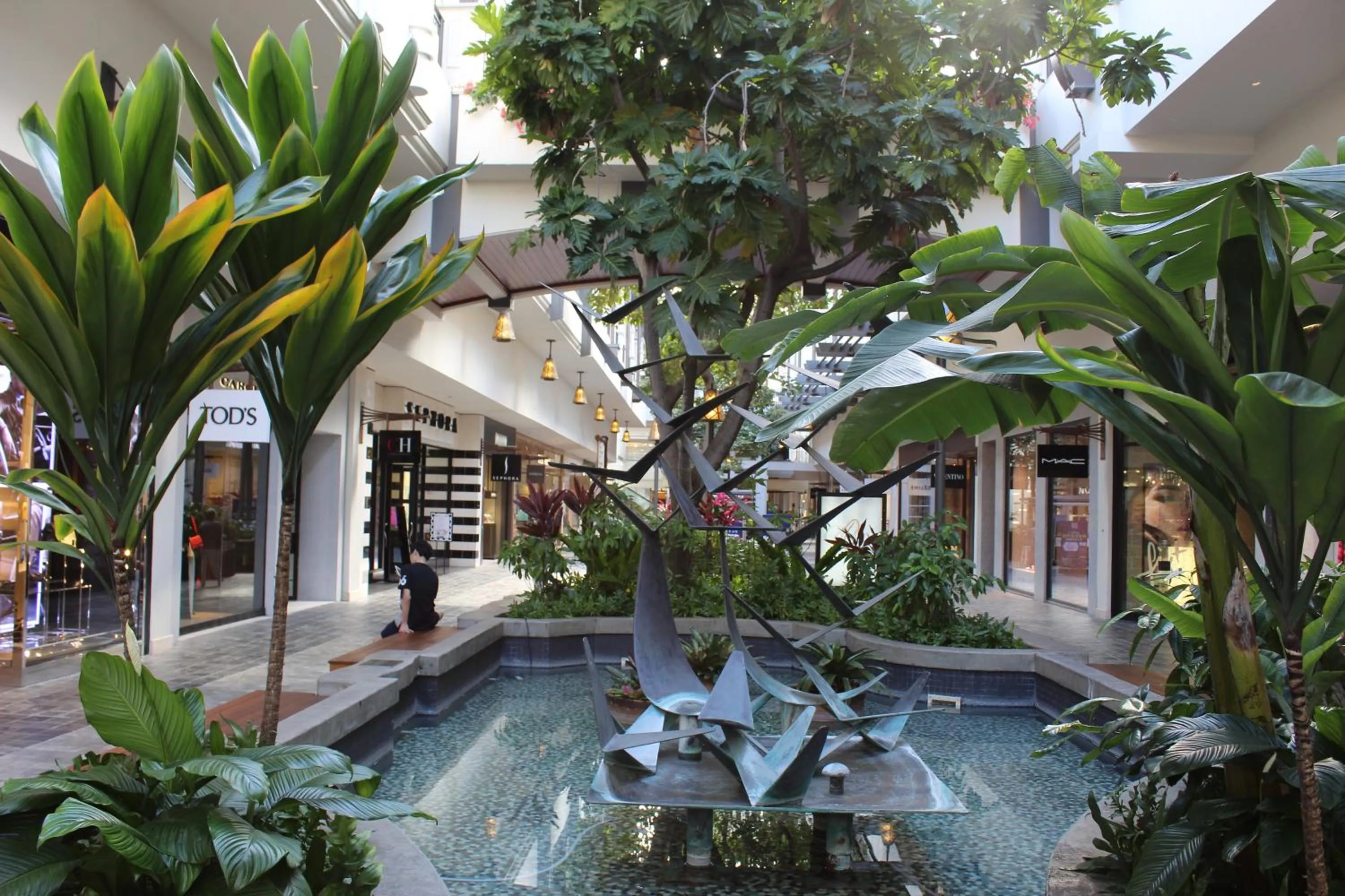 Shopping Area in LSI Resorts at Ala Moana