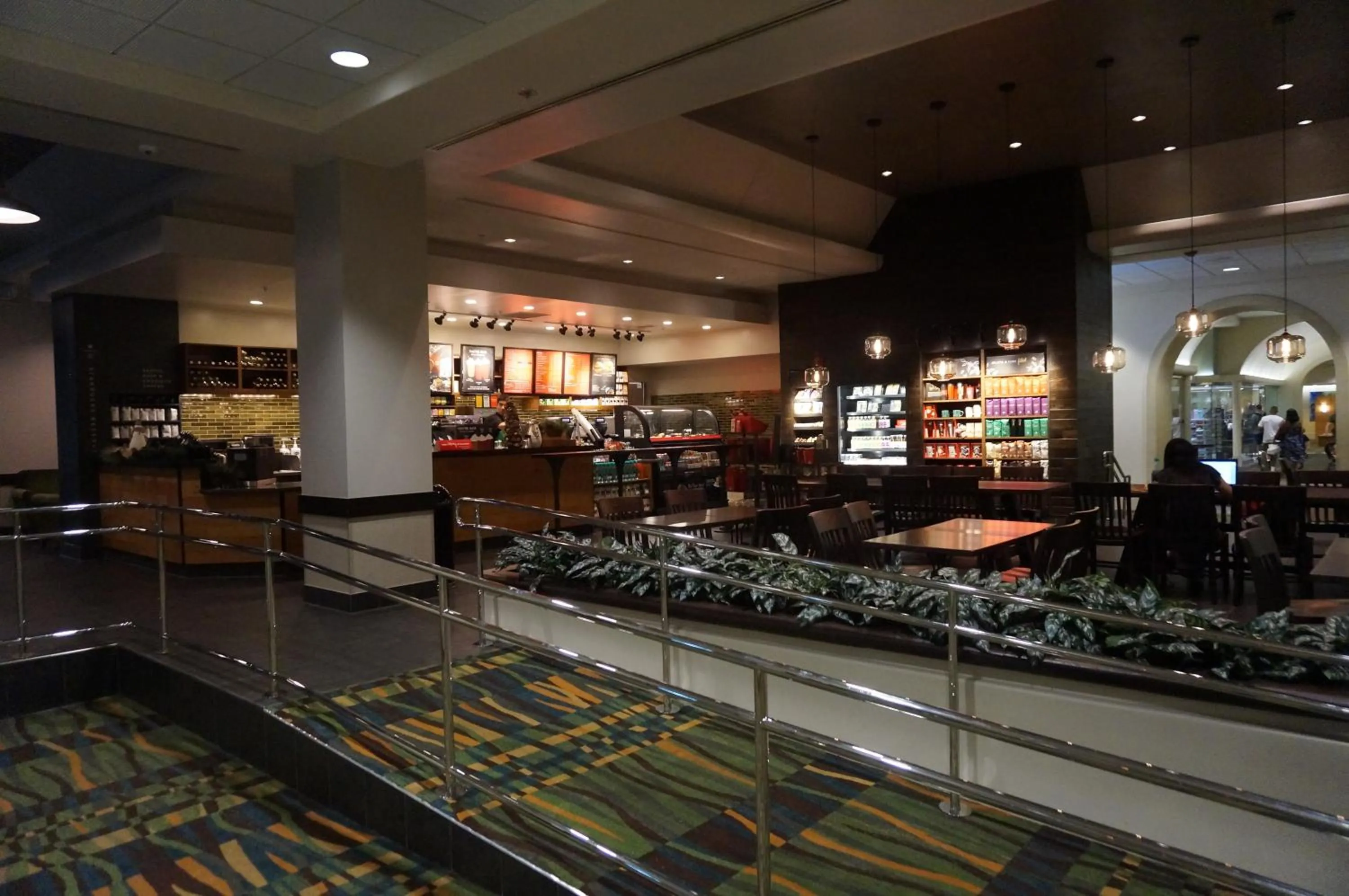 Restaurant/places to eat in LSI Resorts at Ala Moana