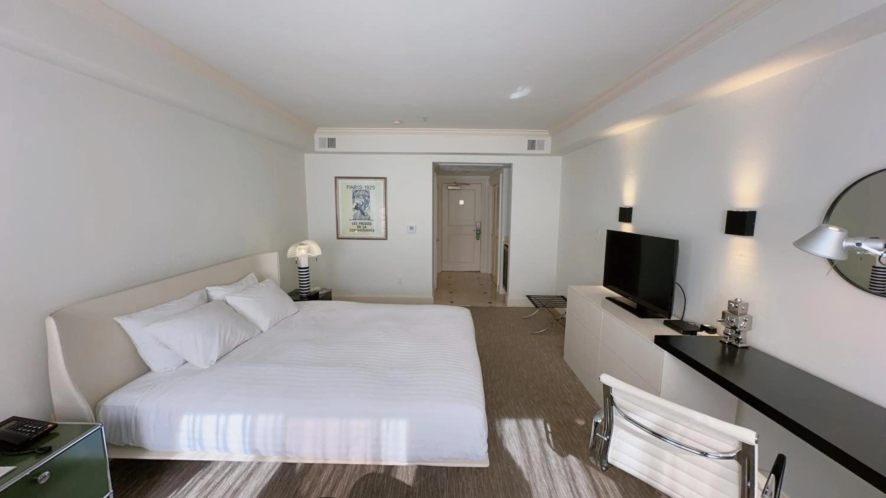 Bedroom, Bed in Oxford Palace Hotel