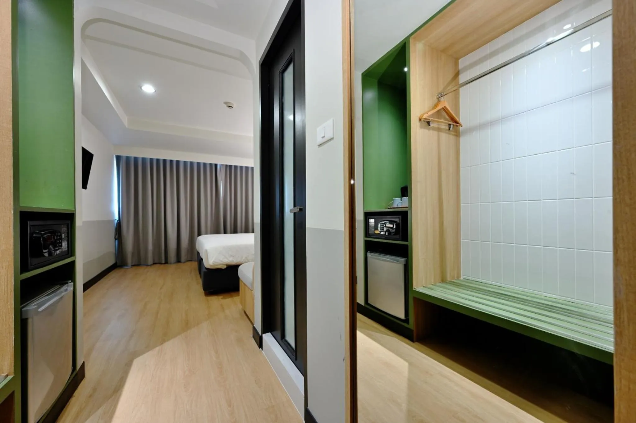 TV and multimedia, Bed in Anya Nana at Sukhumvit Bangkok