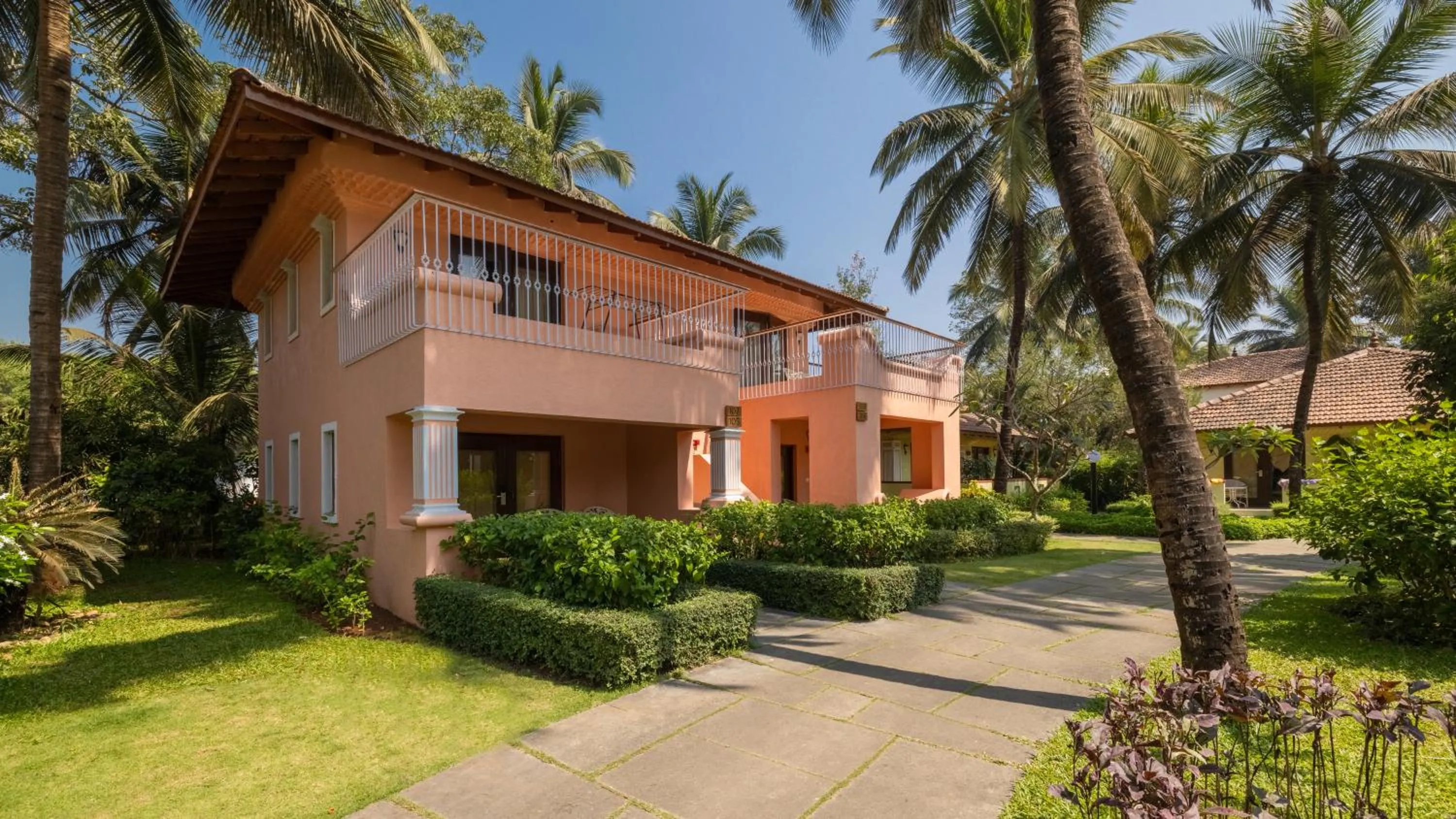 Garden view in Novotel Goa Dona Sylvia Resort