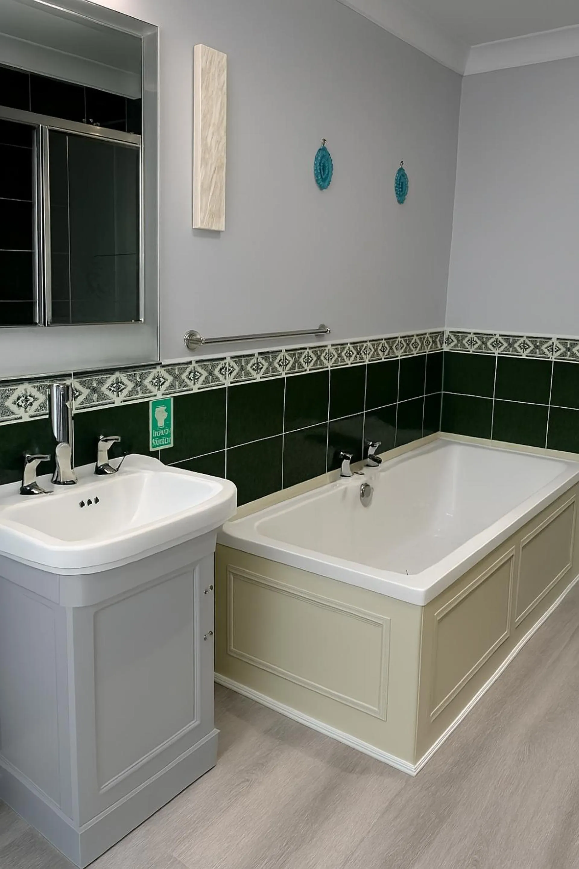 Bath in The Railway Sleeper Lodge