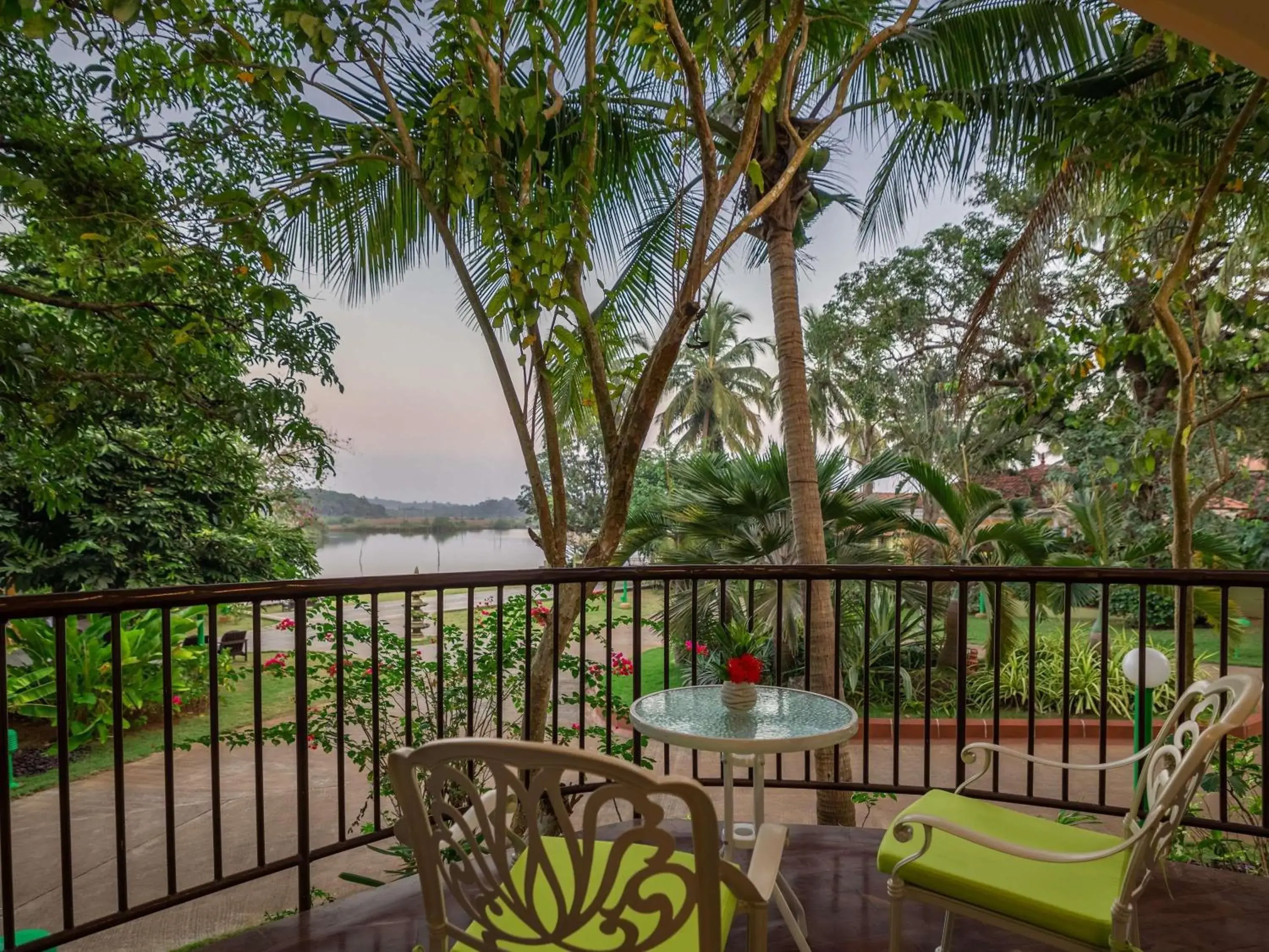 Junior Suite with One Double Bed - Garden Side - 2 pint beer per night, 20% off on food & beverage and spa in Mercure Goa Devaaya Resort Junior Suite with One Double Bed - Garden Side - 2 pint beer per night, 20% off on food & beverage and spa in Mercure Goa Devaaya Resort