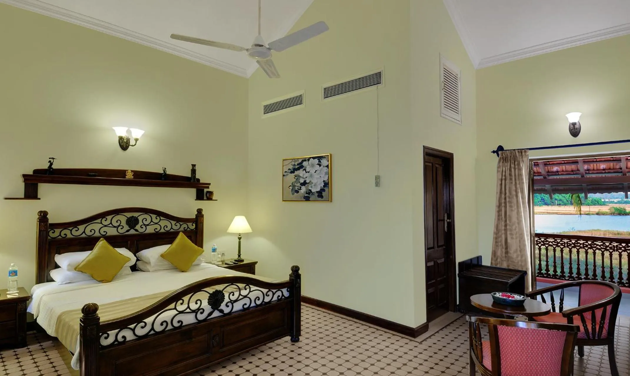 Photo of the whole room, Bed in Mercure Goa Devaaya Resort
