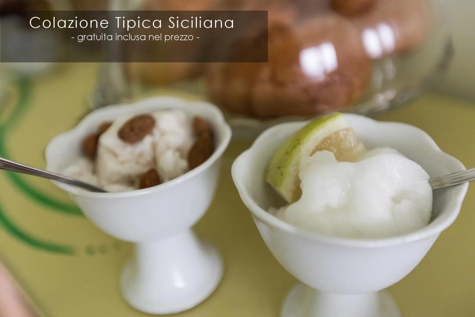 Buffet breakfast in La Casa del Liberty