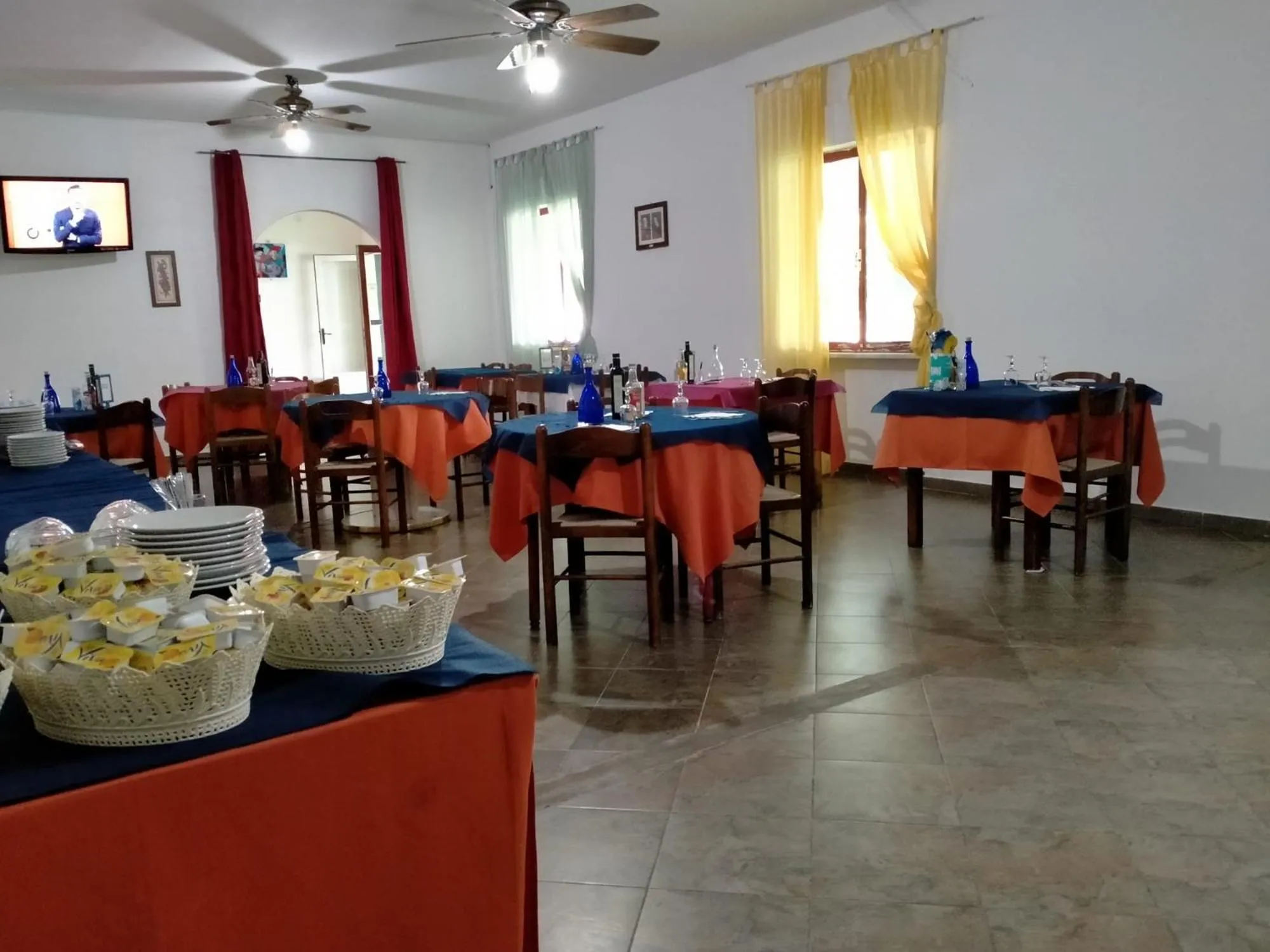 Restaurant/places to eat in Luigiane B&B