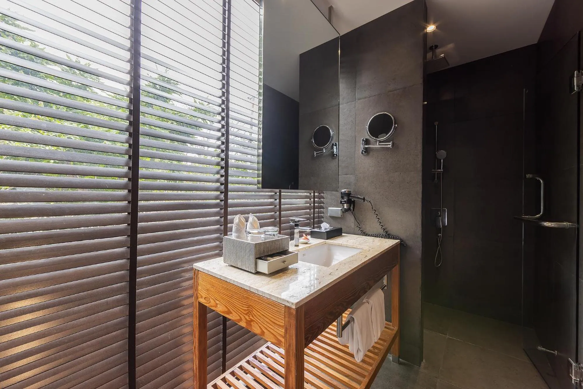 Shower in U Inchantree Kanchanaburi