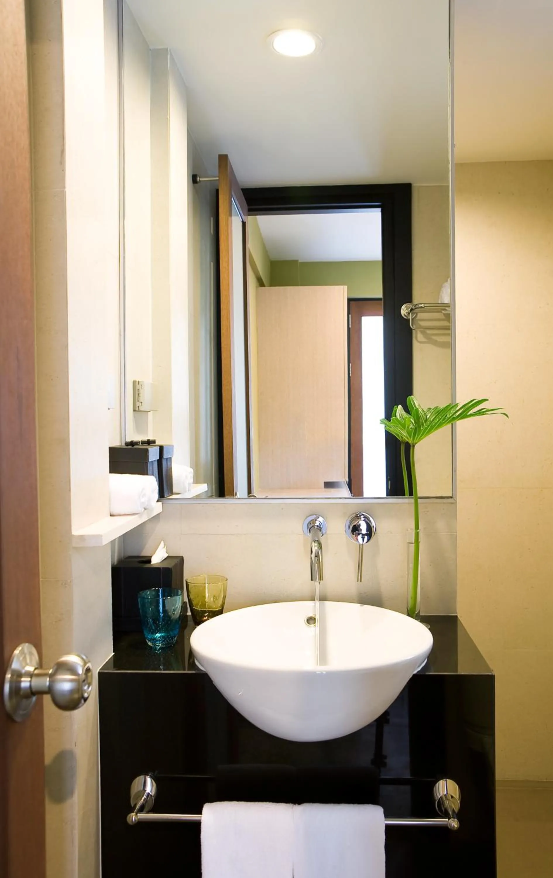 Bathroom in U Inchantree Kanchanaburi