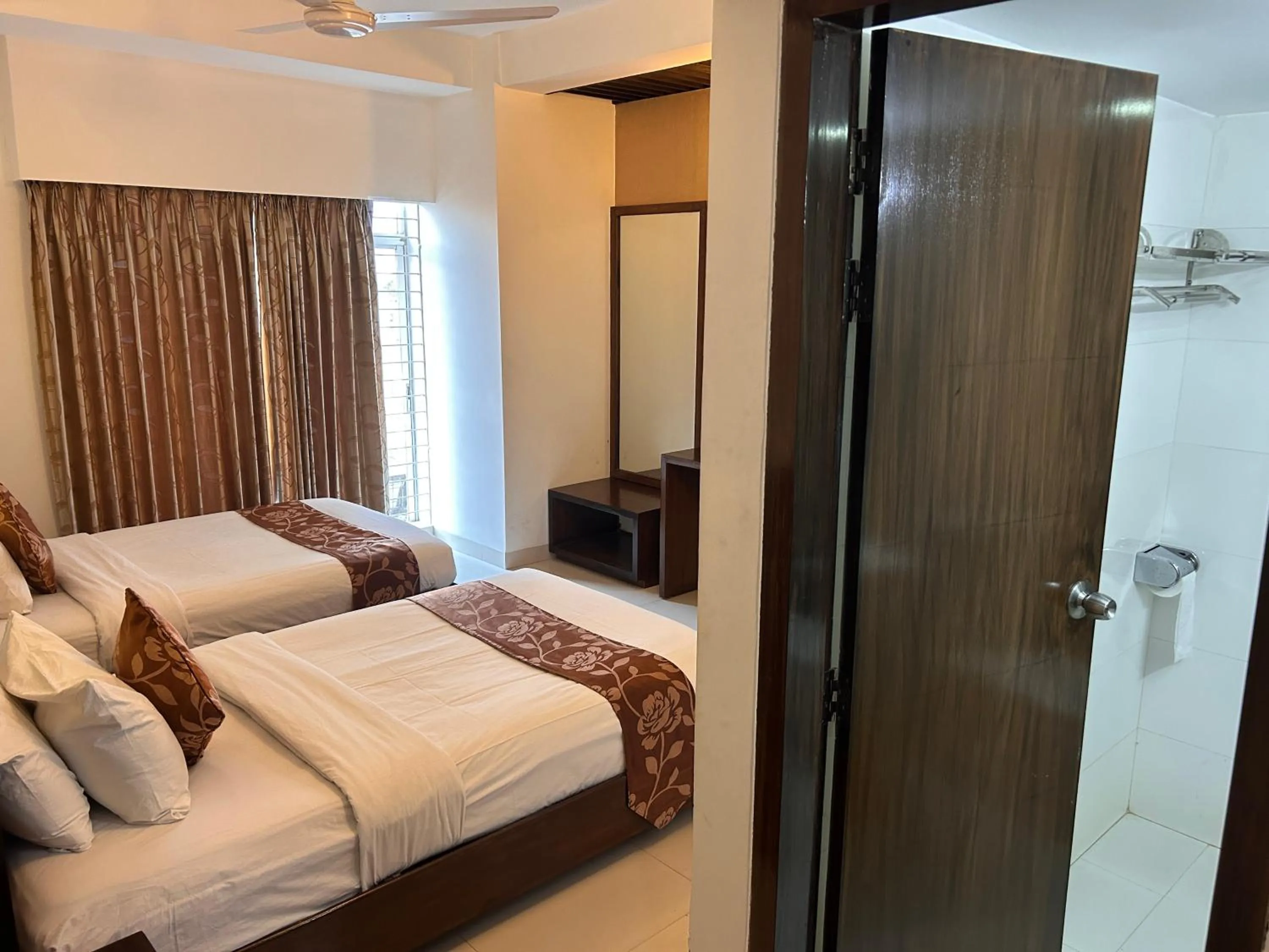 Bed in La Vista Hotel