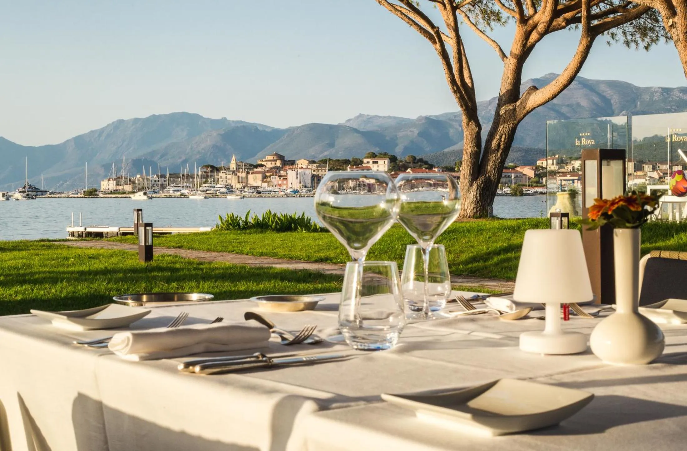 Restaurant/places to eat in Hôtel La Roya