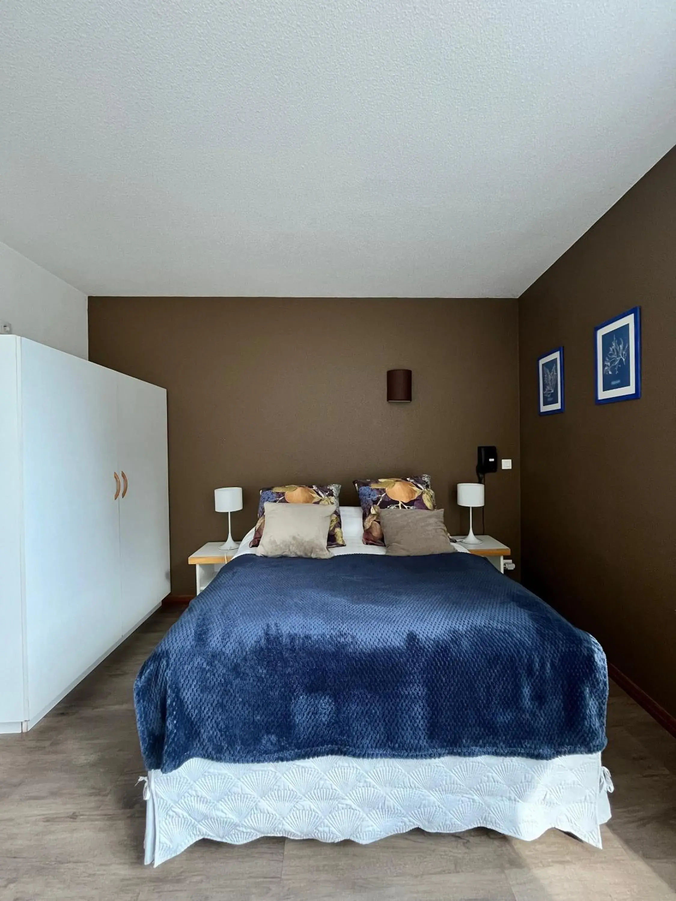 Studio Comfort 3 people with Lake & Forest view in Appart'Hôtel LIDO au bord de l'eau Studio Comfort 3 people with Lake & Forest view in Appart'Hôtel LIDO au bord de l'eau