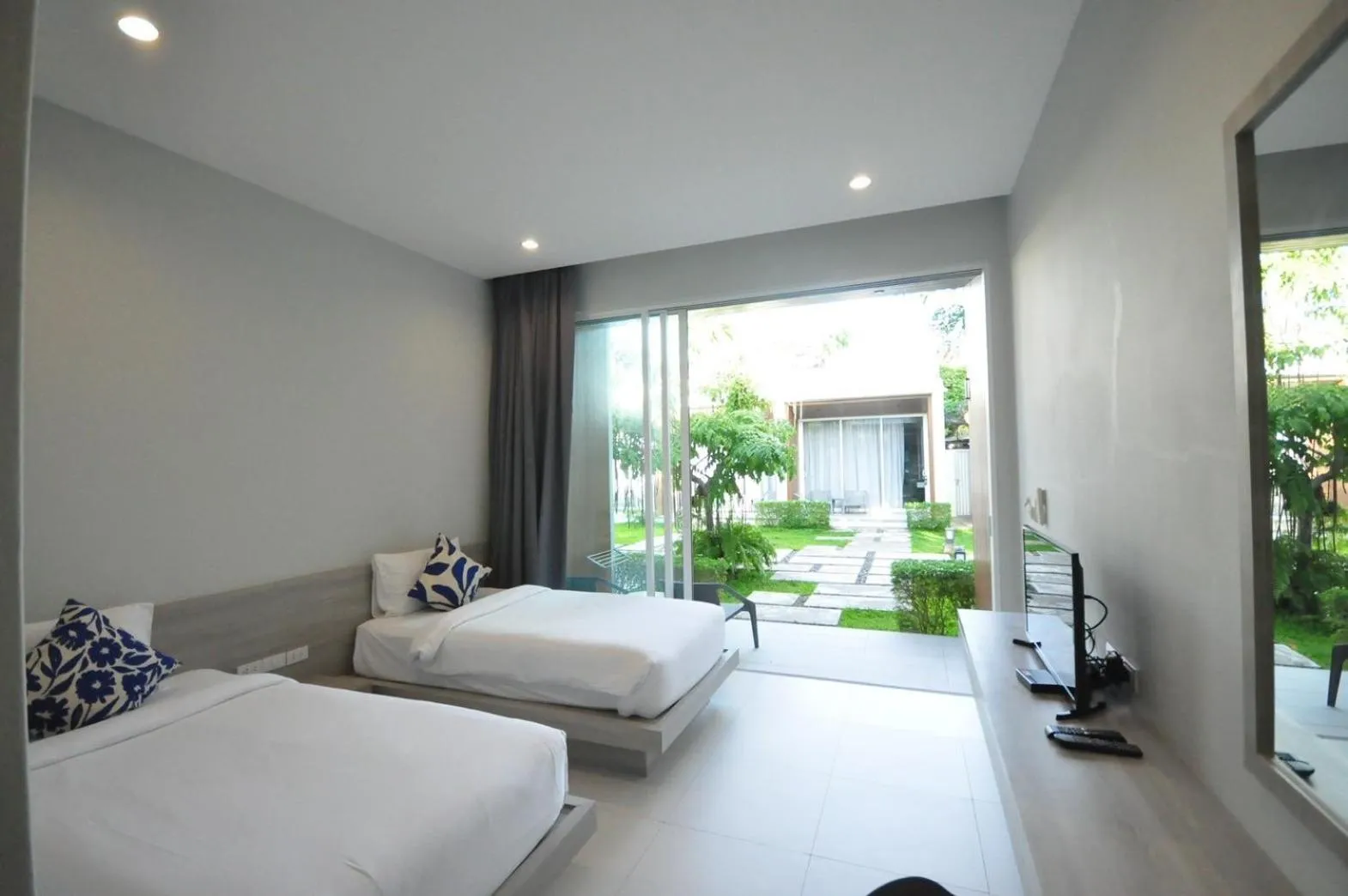 Bed in Baanfah Resort Samui