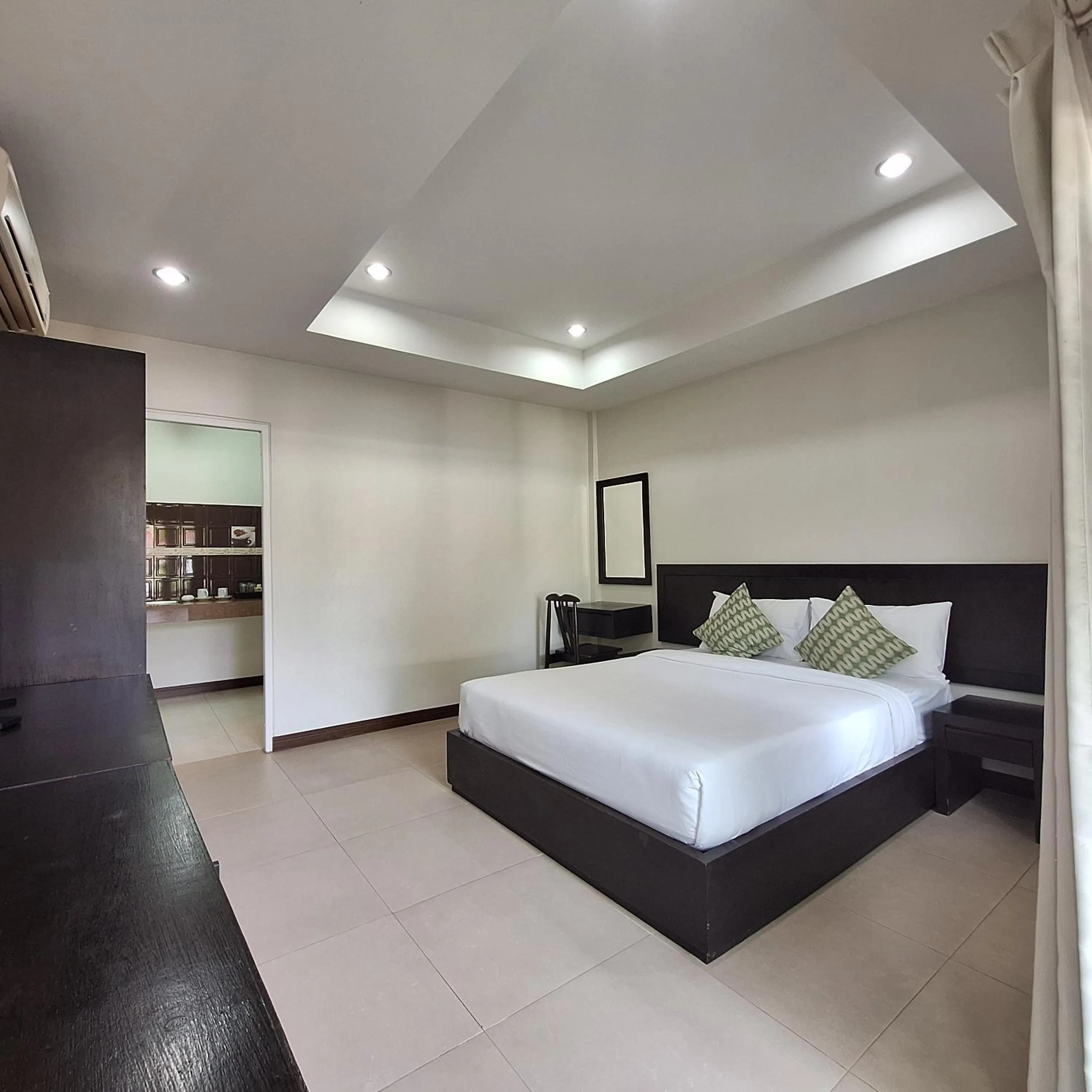 Photo of the whole room, Bed in Baanfah Resort Samui