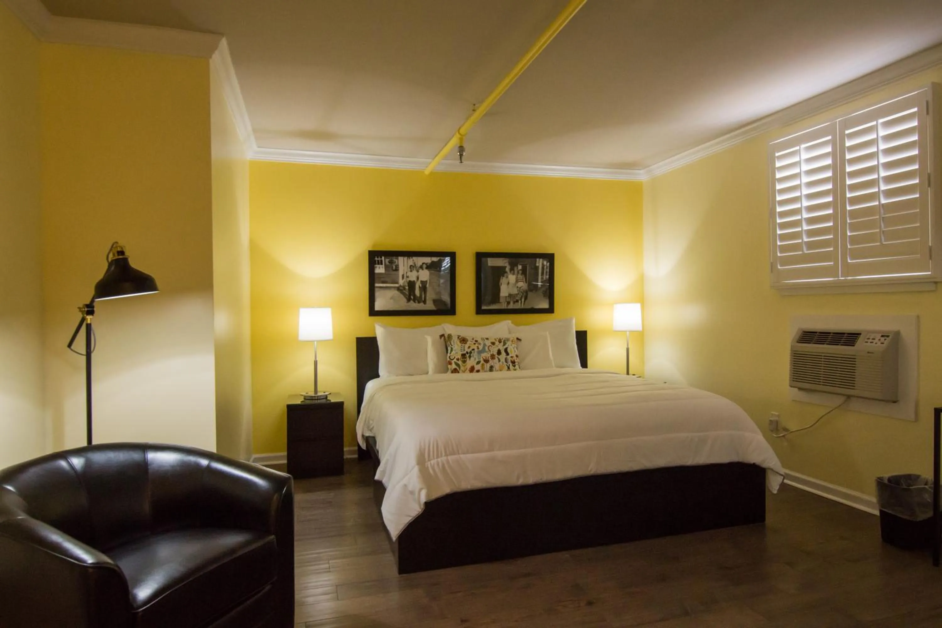 Bed in The Sherman Inn