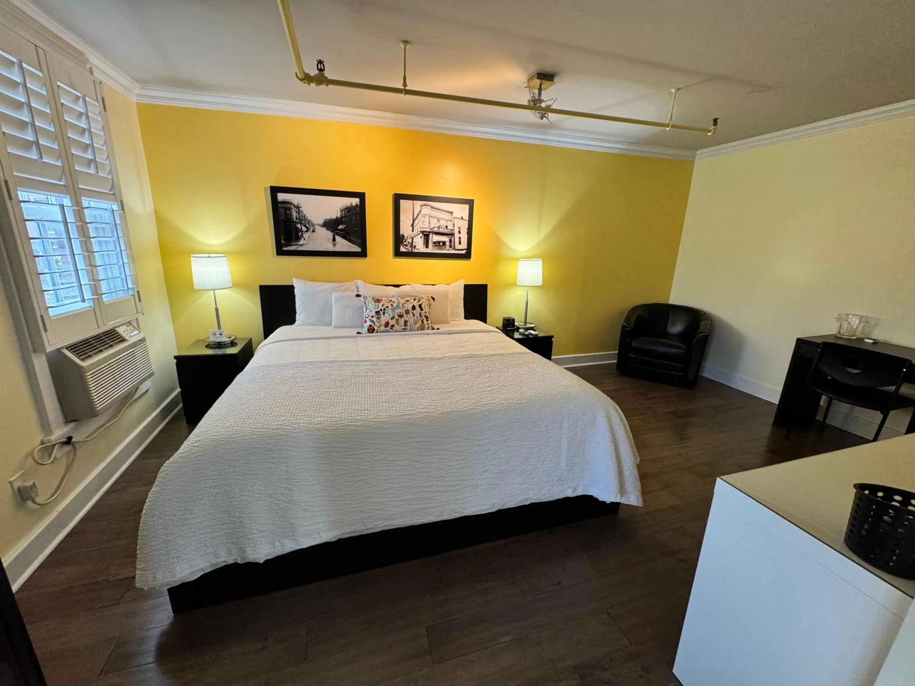 Bed in The Sherman Inn