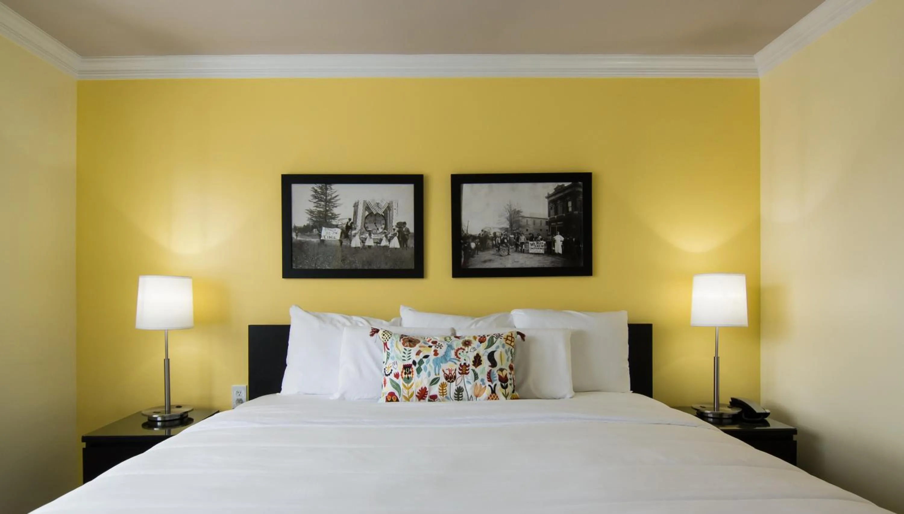 Bed in The Sherman Inn