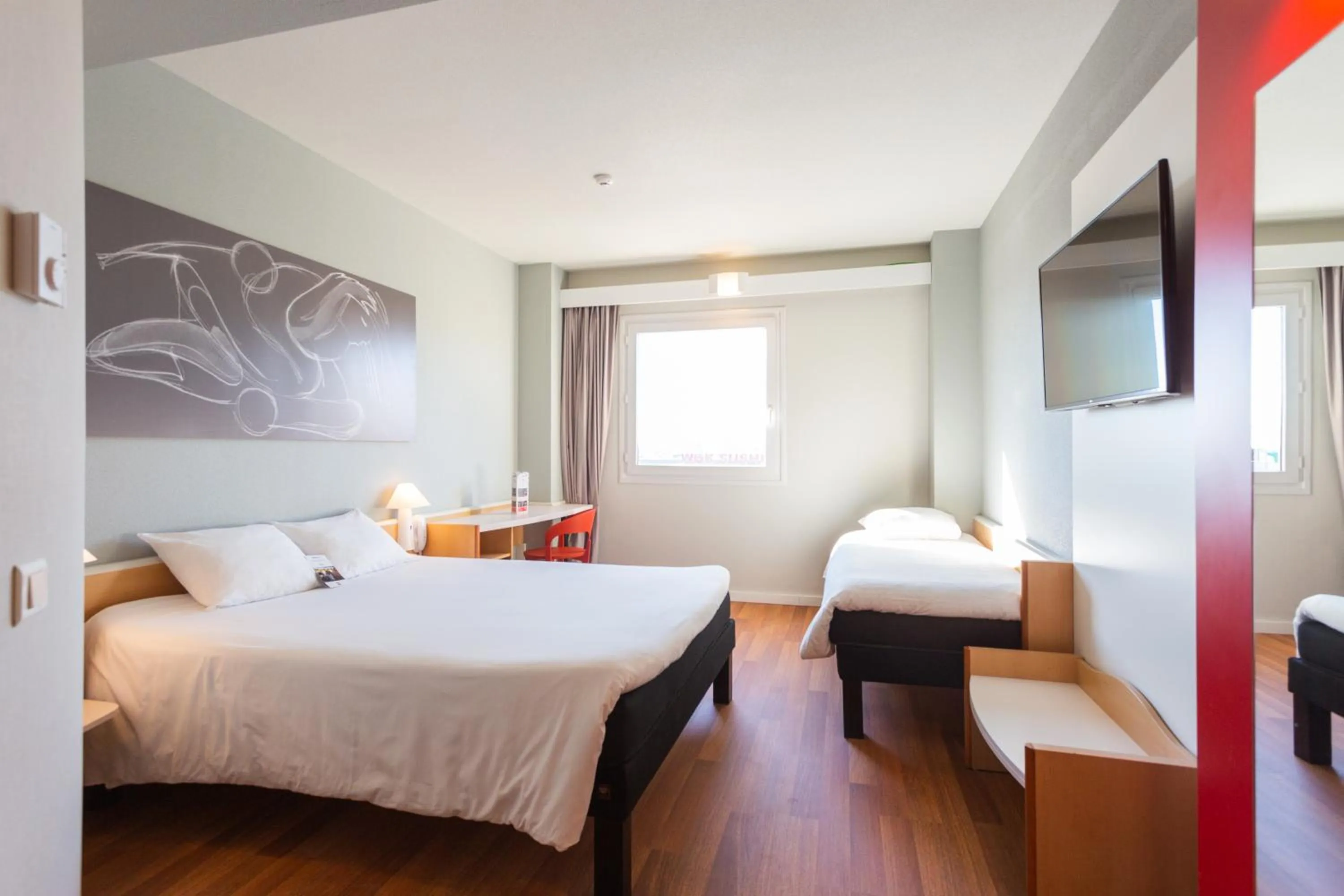 Bed in Ibis Elche