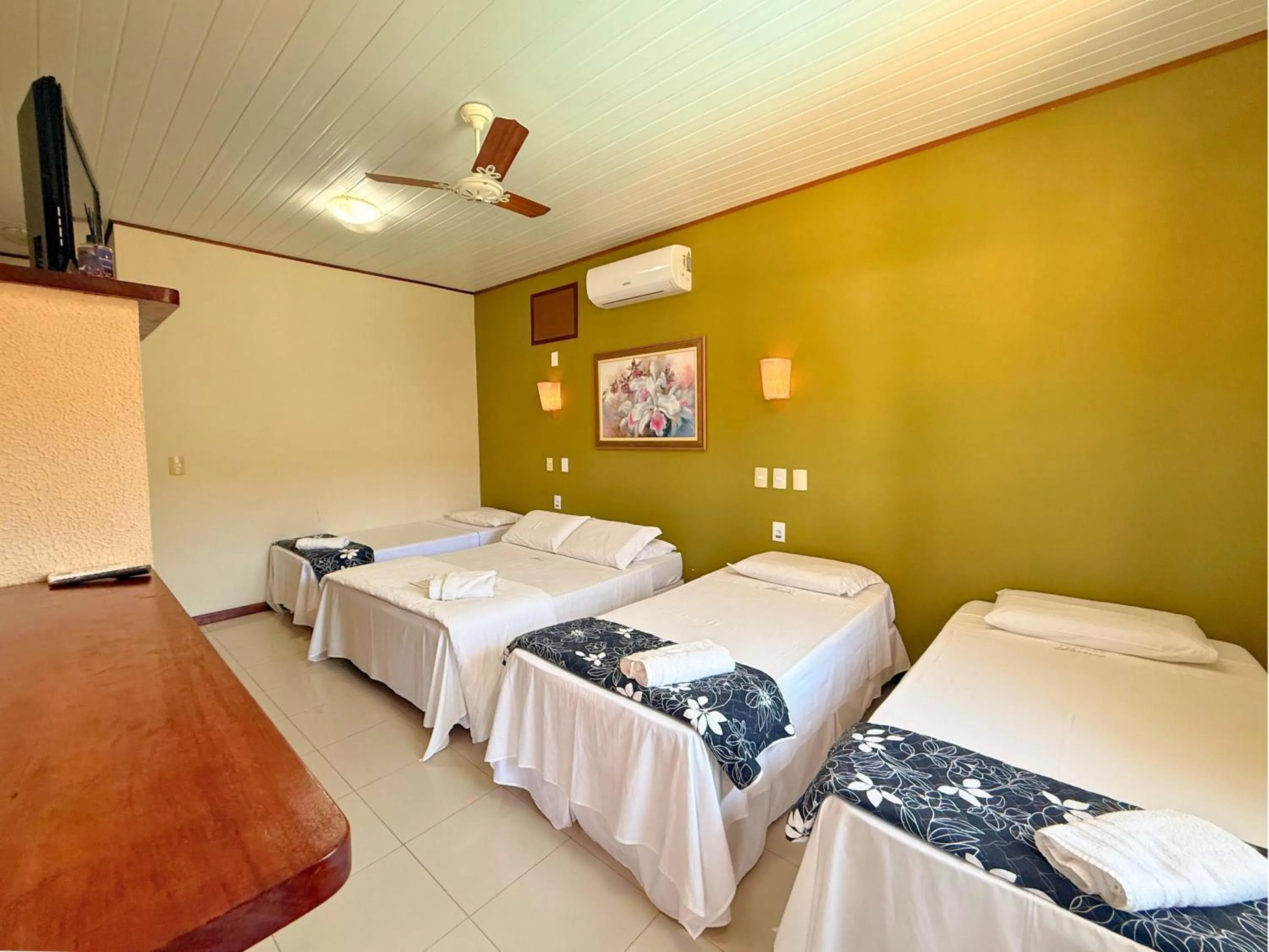 Bed in Pousada Larissa - com Gerador de Energia