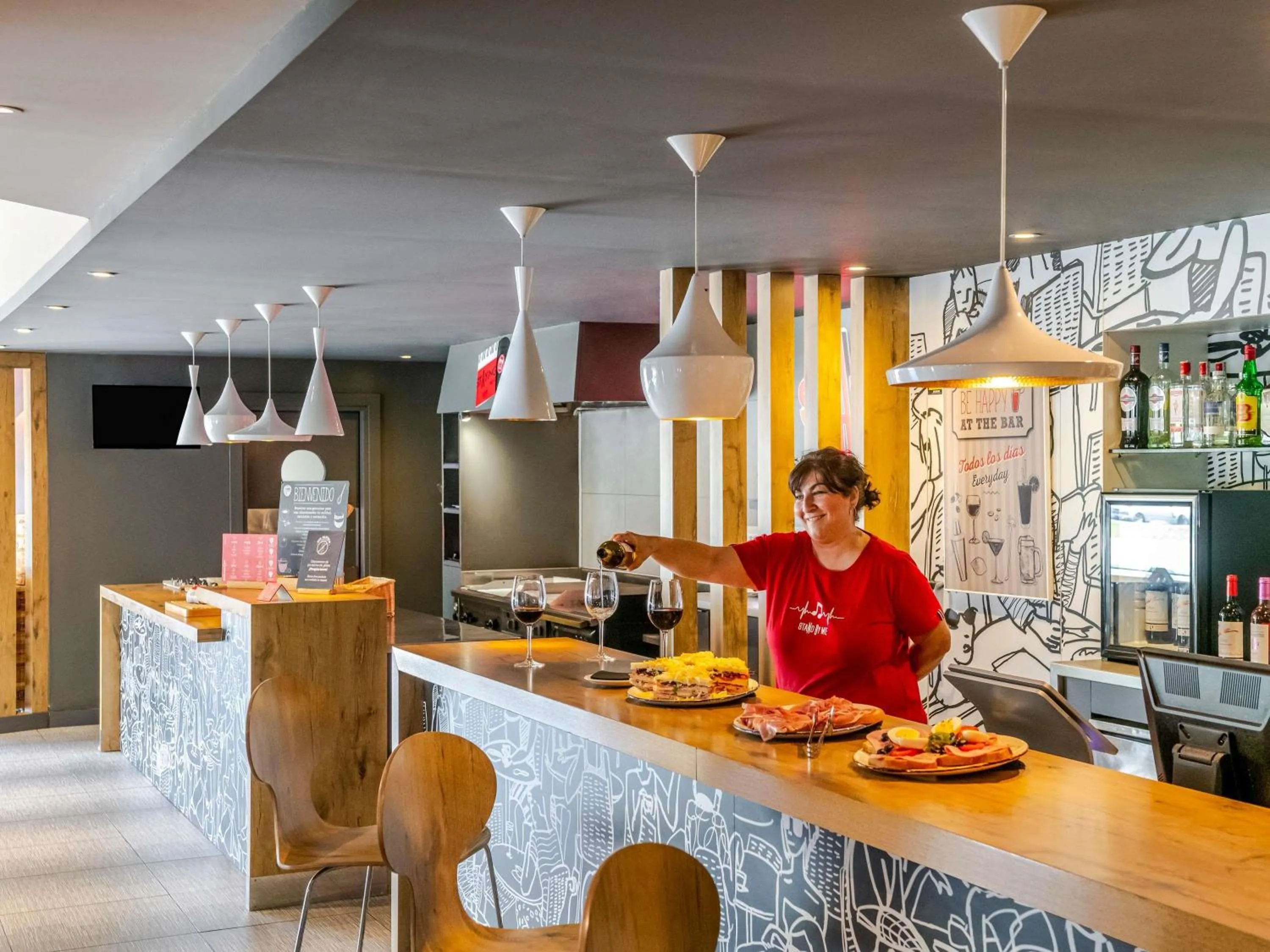 Lounge or bar in Ibis Bilbao Barakaldo