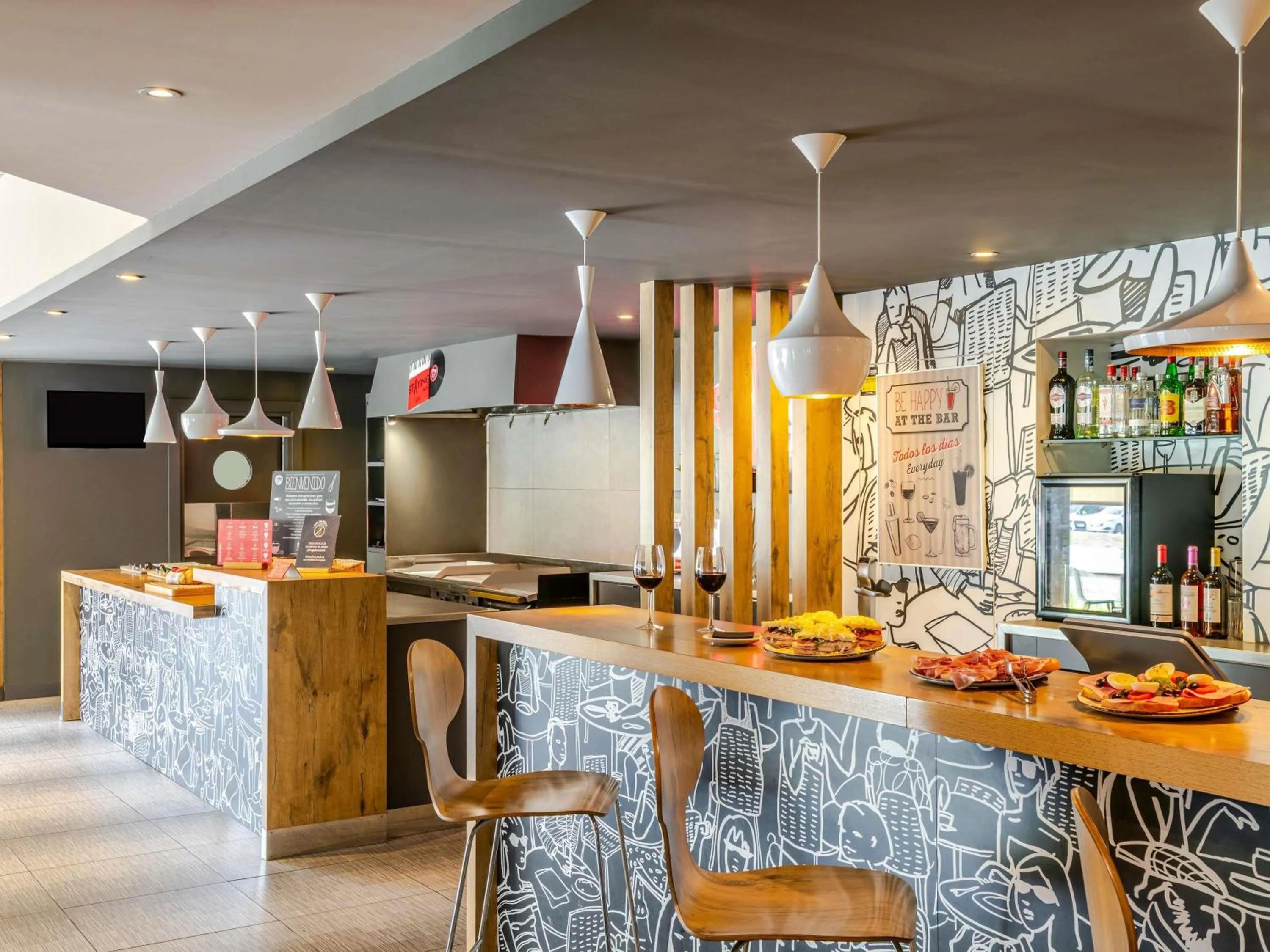 Lounge or bar in Ibis Bilbao Barakaldo