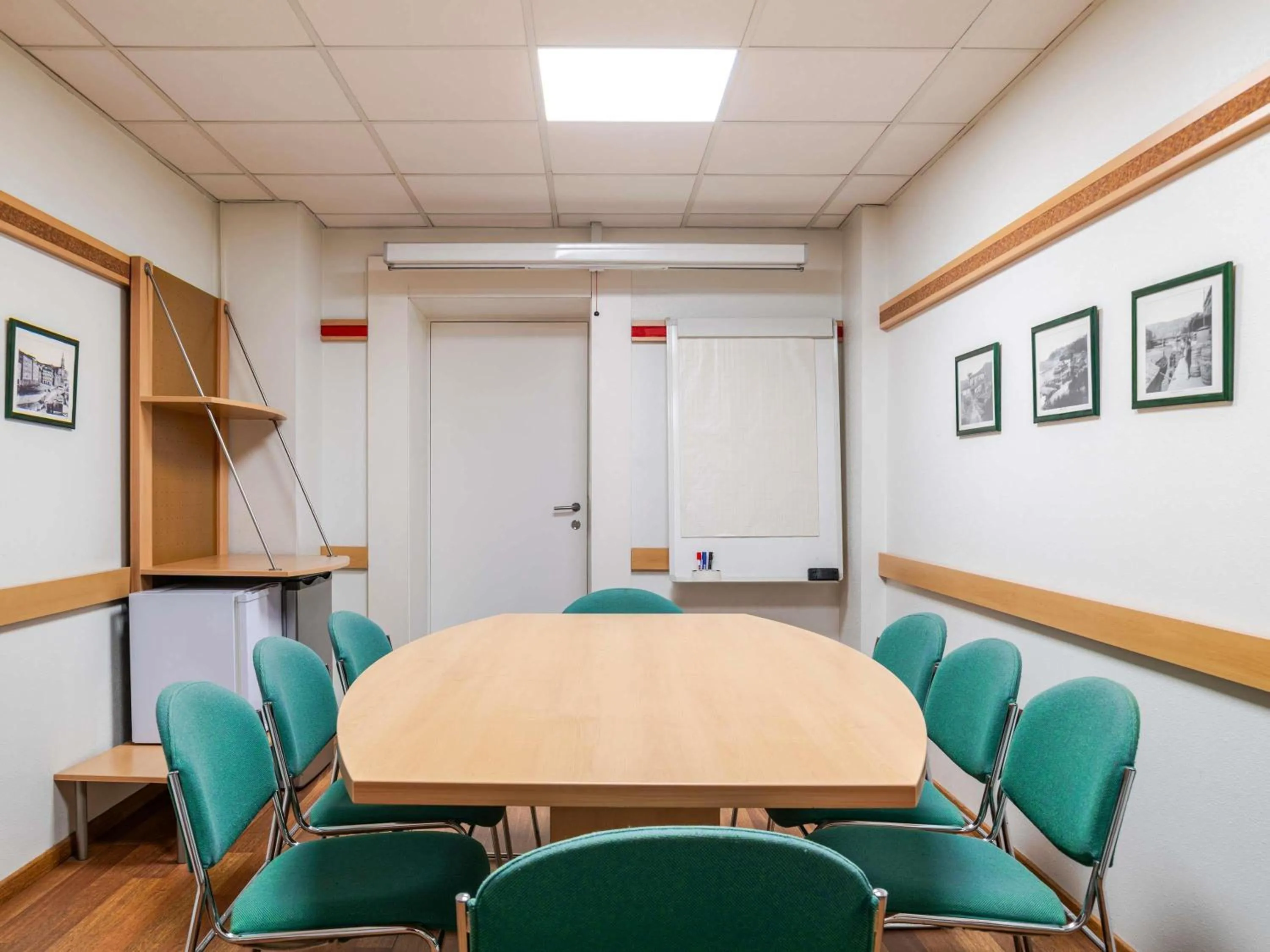 Meeting/conference room in Ibis Bilbao Barakaldo