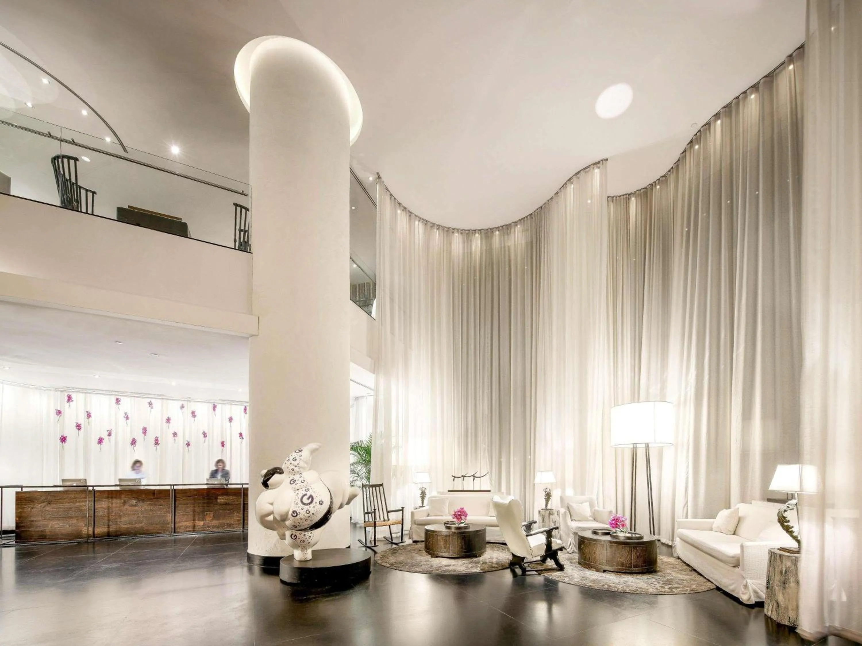 Property building in Pullman Bangkok Hotel G