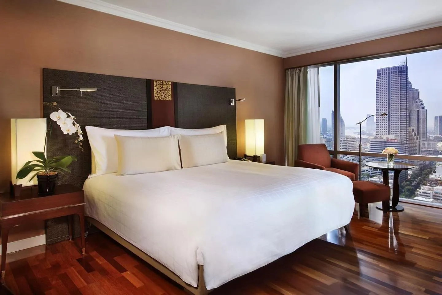 Bedroom, Bed in Pullman Bangkok Hotel G