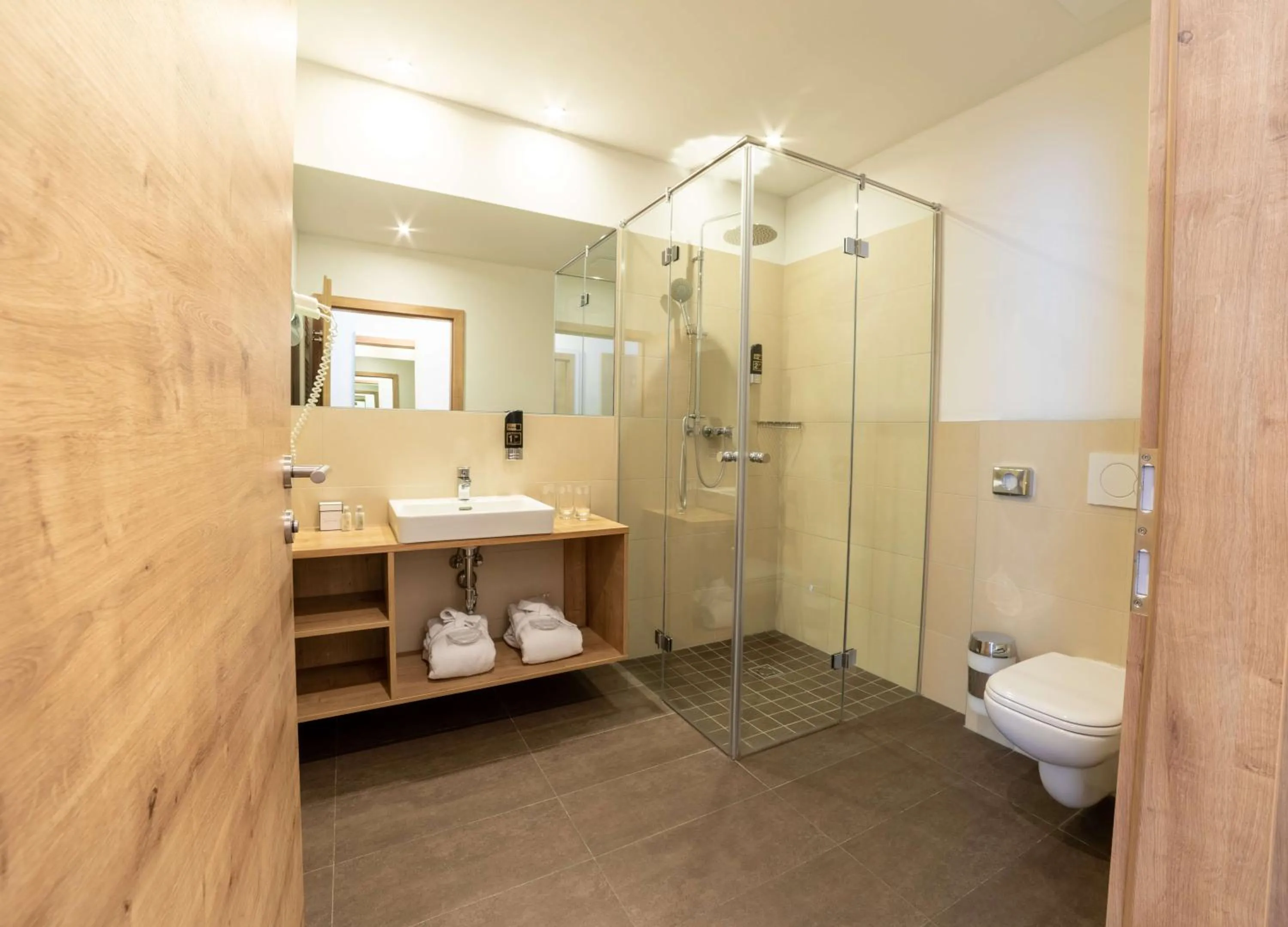 Bathroom in Hotel Bergkristall