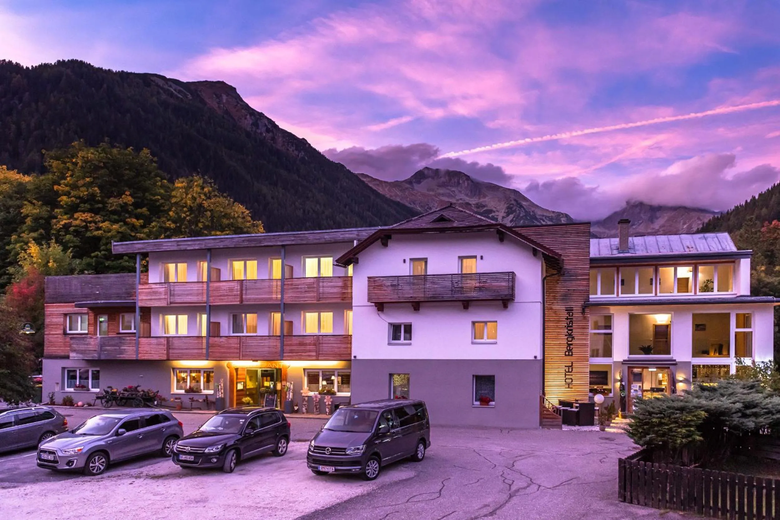 Property building in Hotel Bergkristall