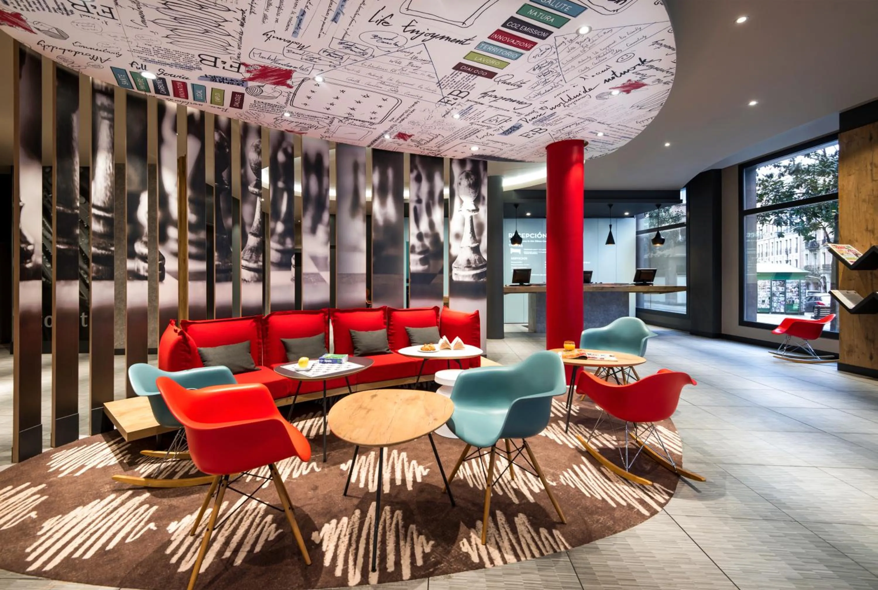 Restaurant/places to eat in Ibis Bilbao Centro