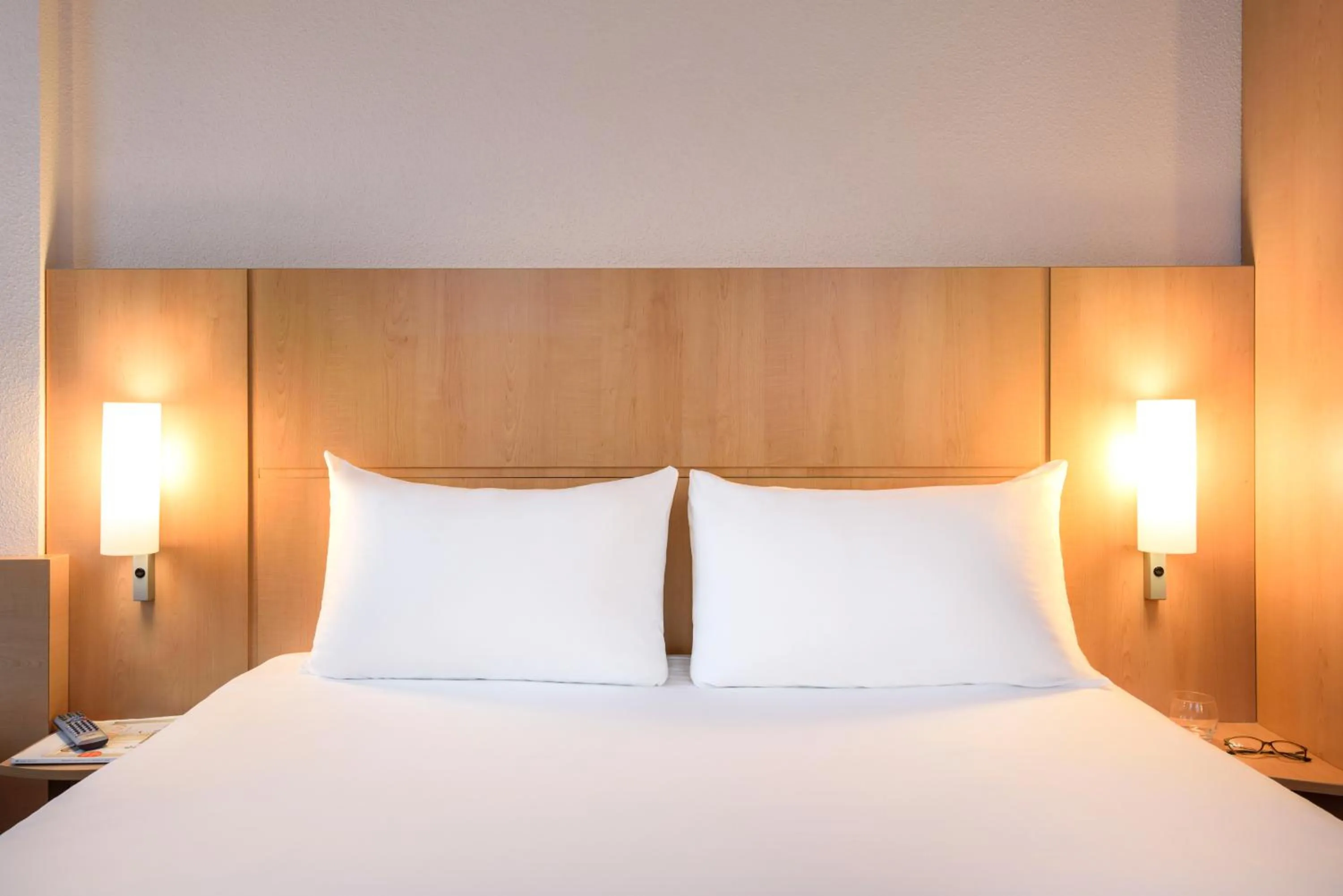 Bed in Ibis Bilbao Centro