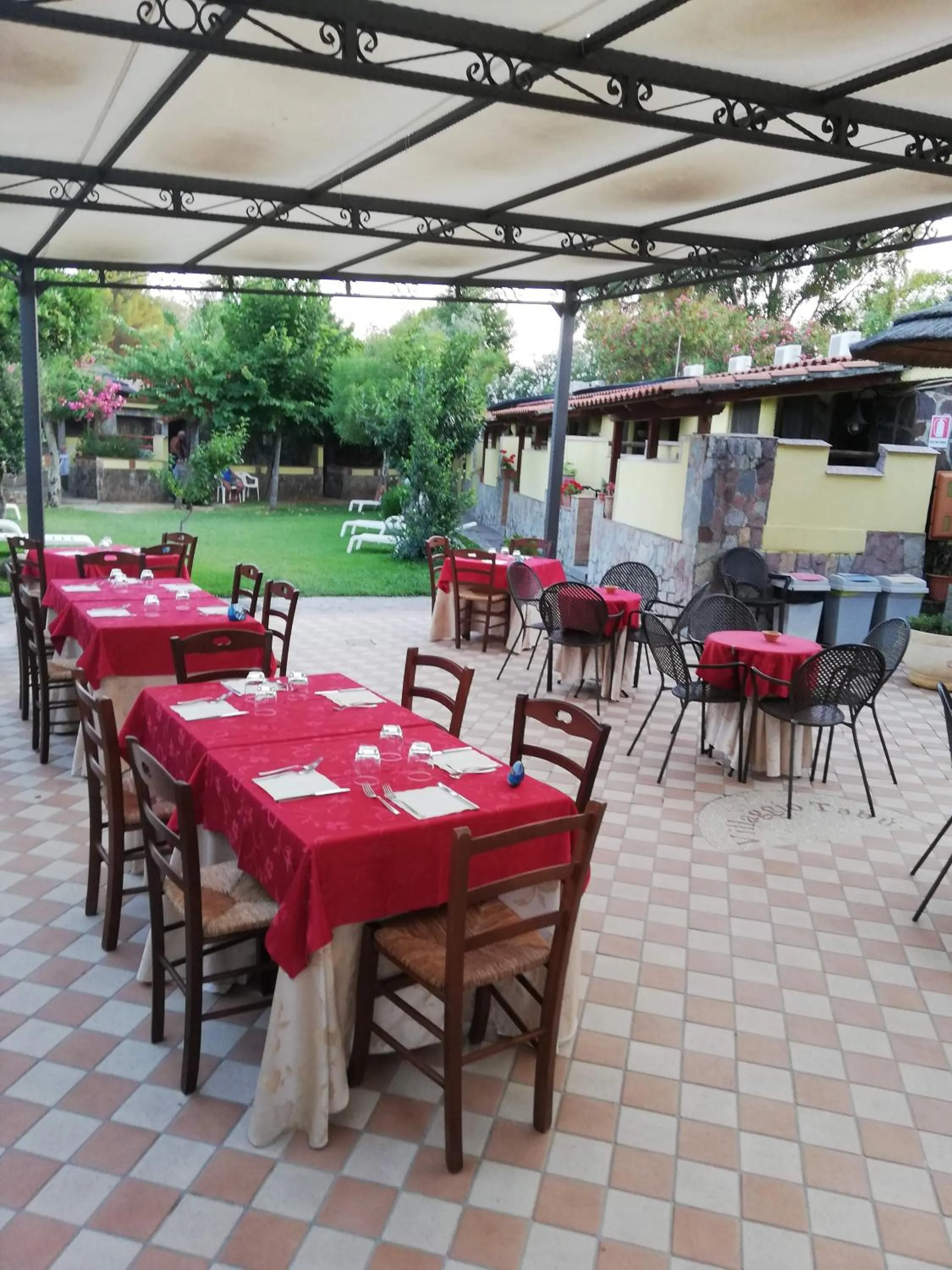Restaurant/places to eat in Hotel Villaggio Tabù