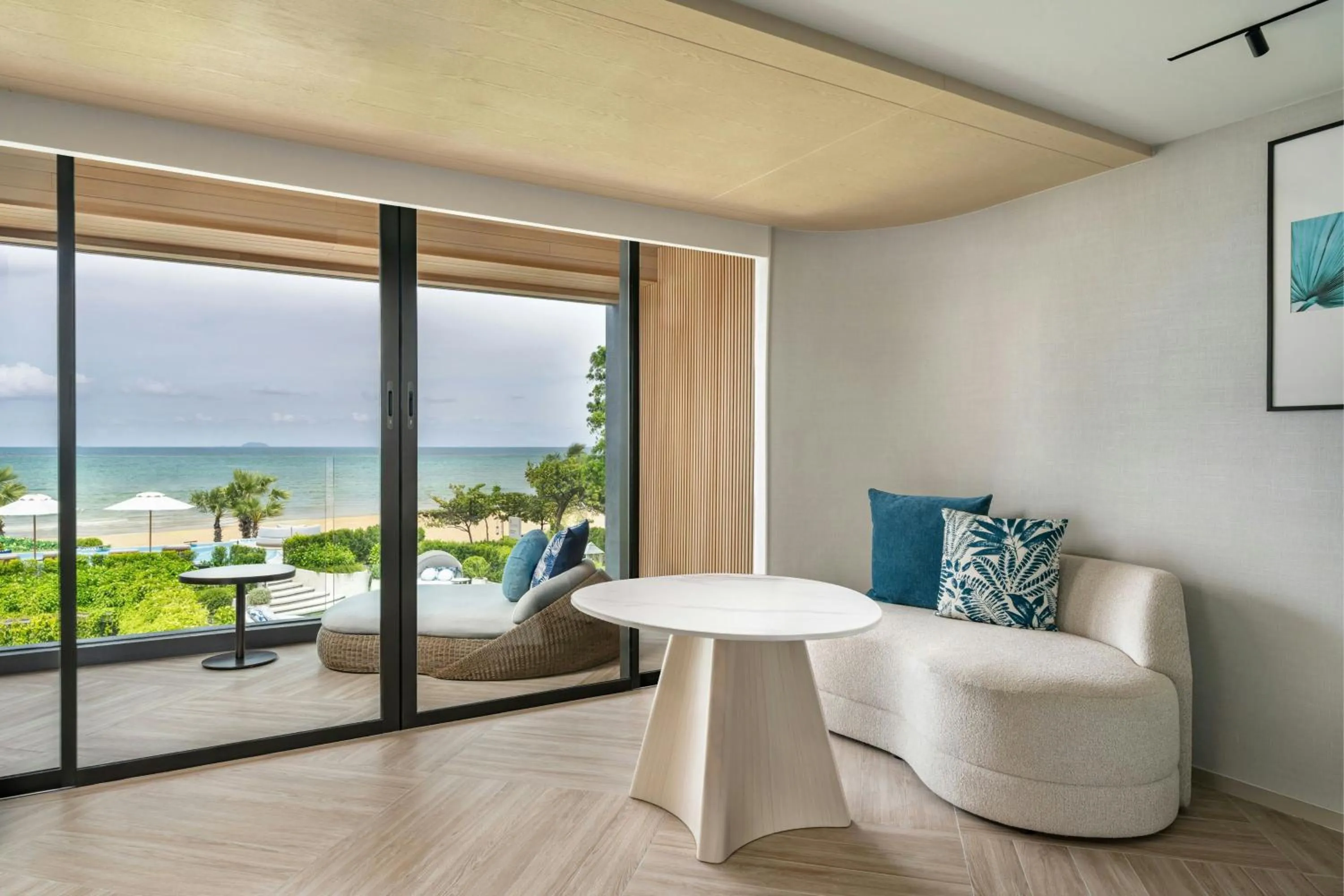 Living room in Pattaya Marriott Resort and Spa