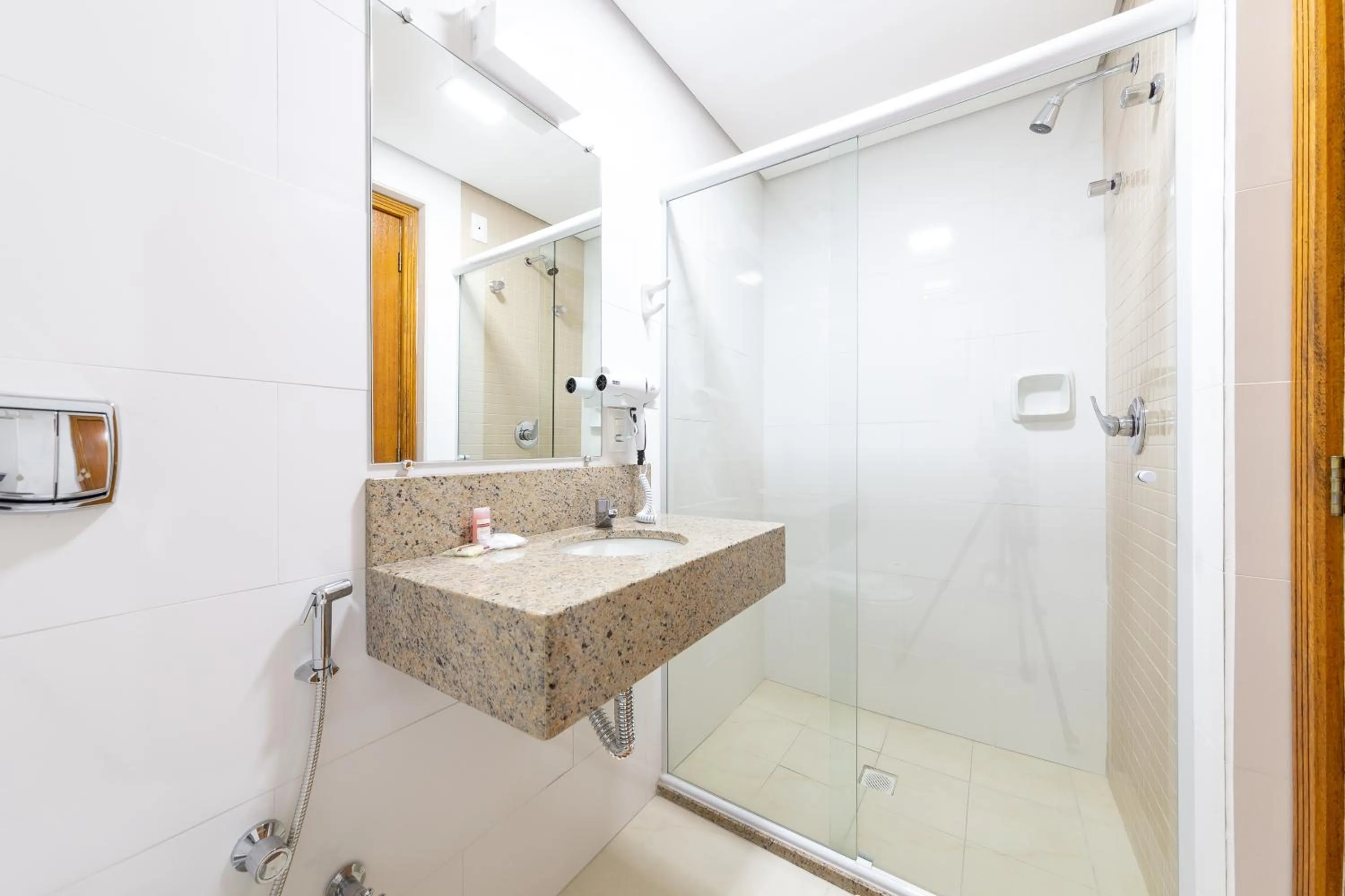 Bathroom in Slim São José Zion