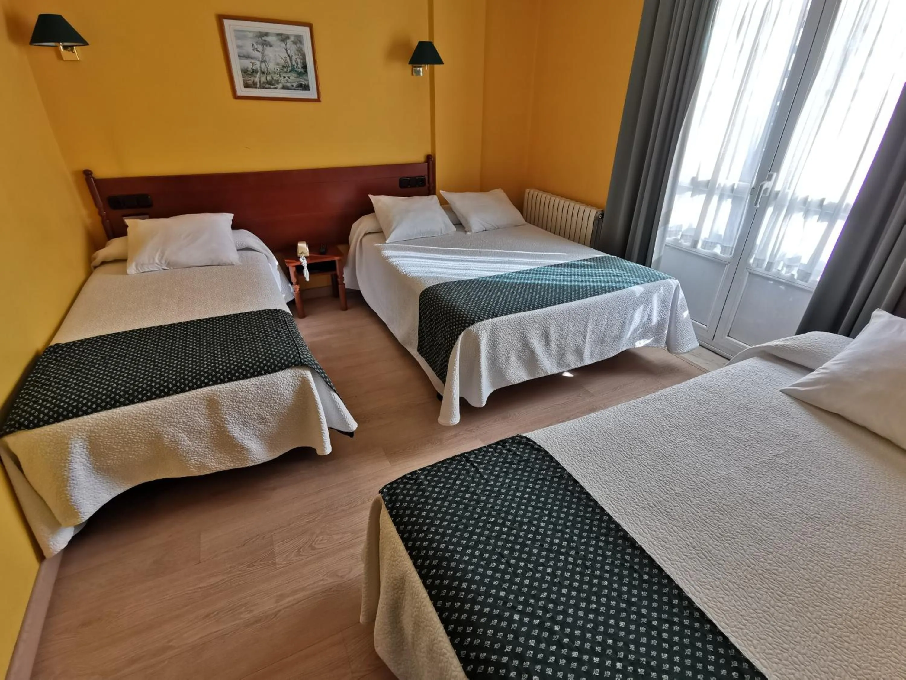 Bed in Hotel San Jacobo