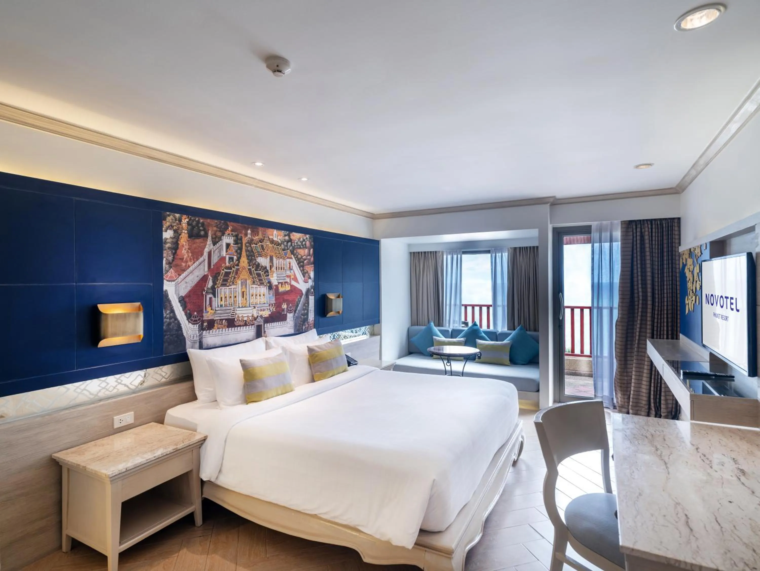 Bedroom, Bed in Novotel Phuket Resort