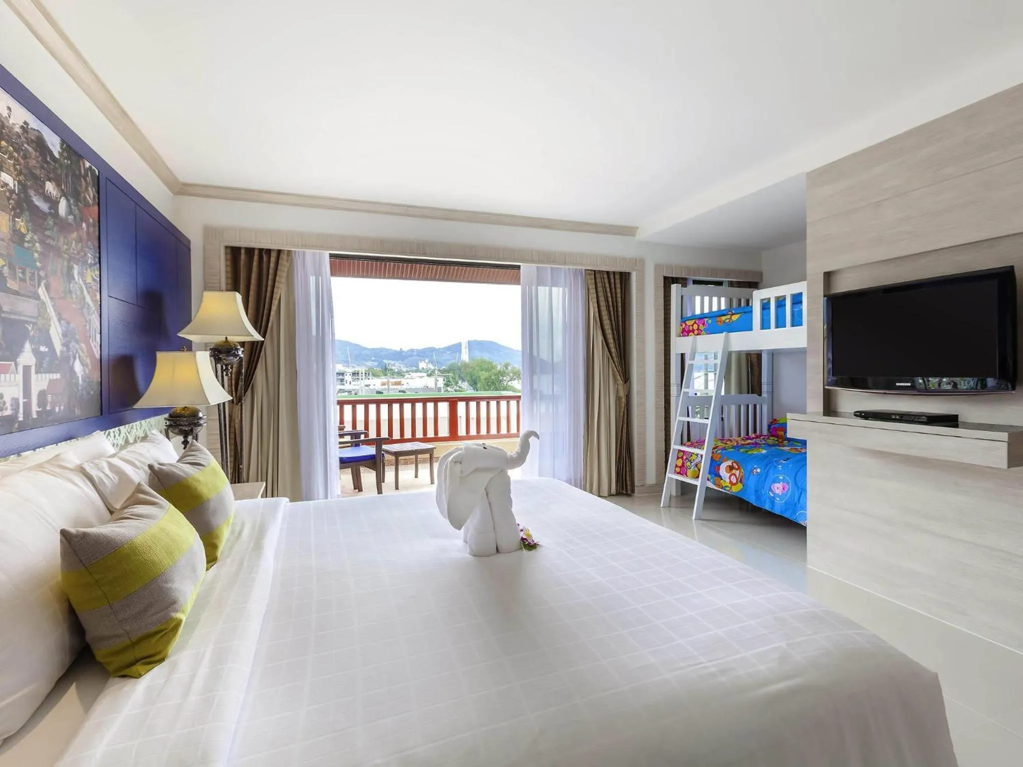 Bedroom, Bed in Novotel Phuket Resort