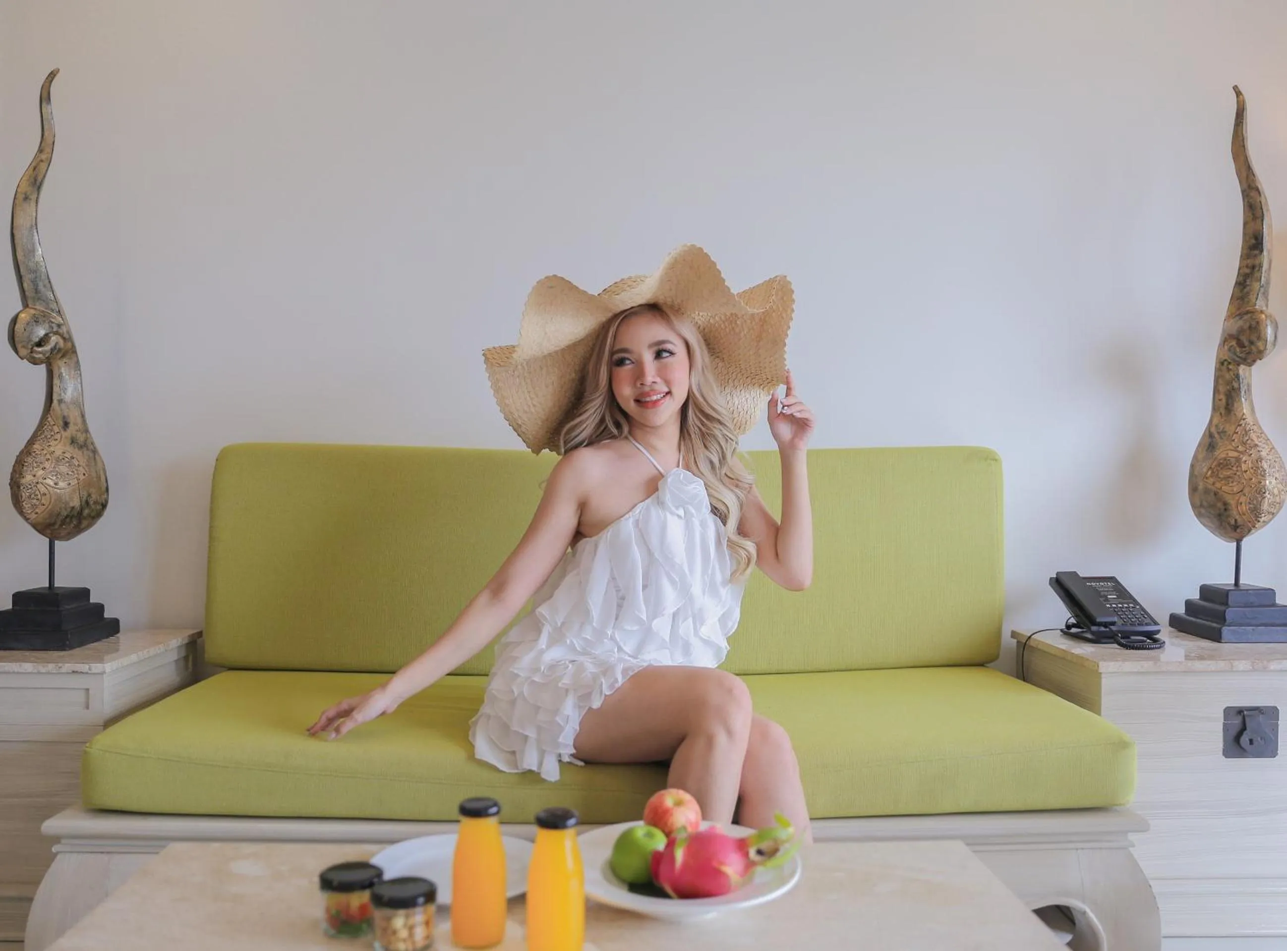 Living room in Novotel Phuket Resort