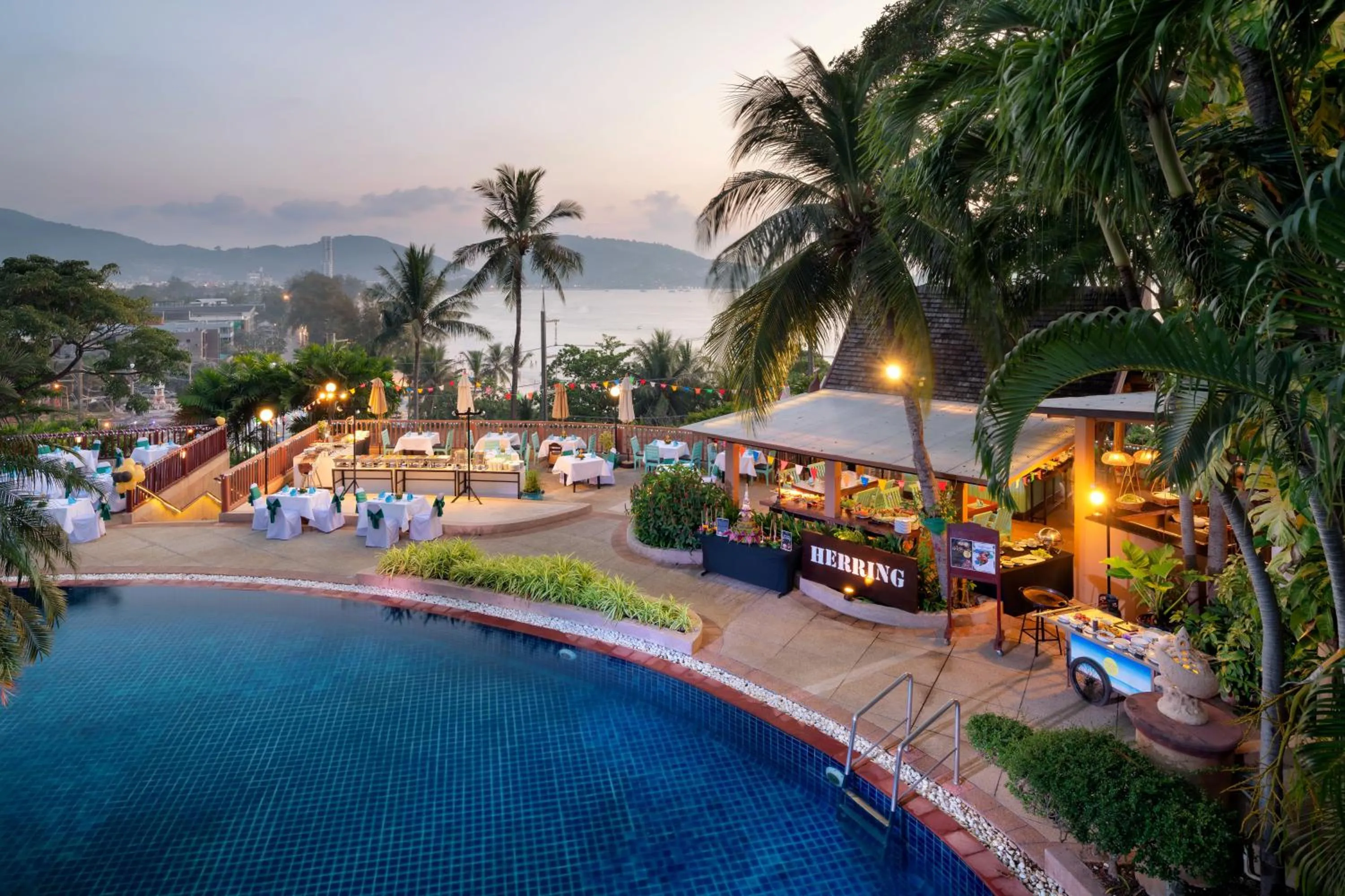 Lounge or bar in Novotel Phuket Resort