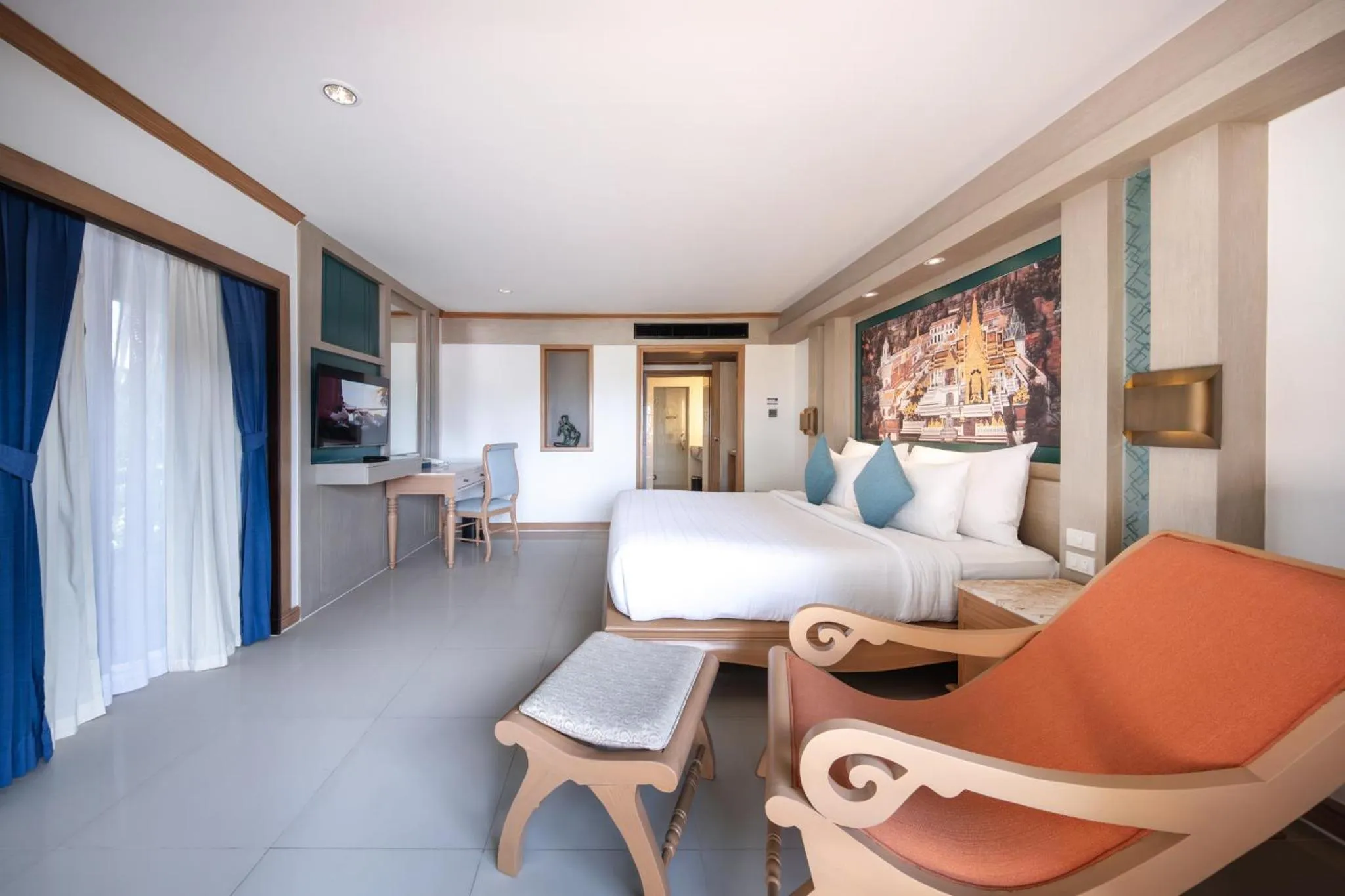 TV and multimedia, Bed in Novotel Phuket Resort