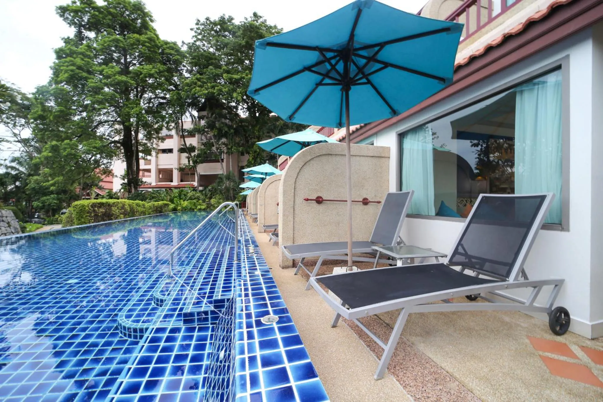 Pool view in Novotel Phuket Resort