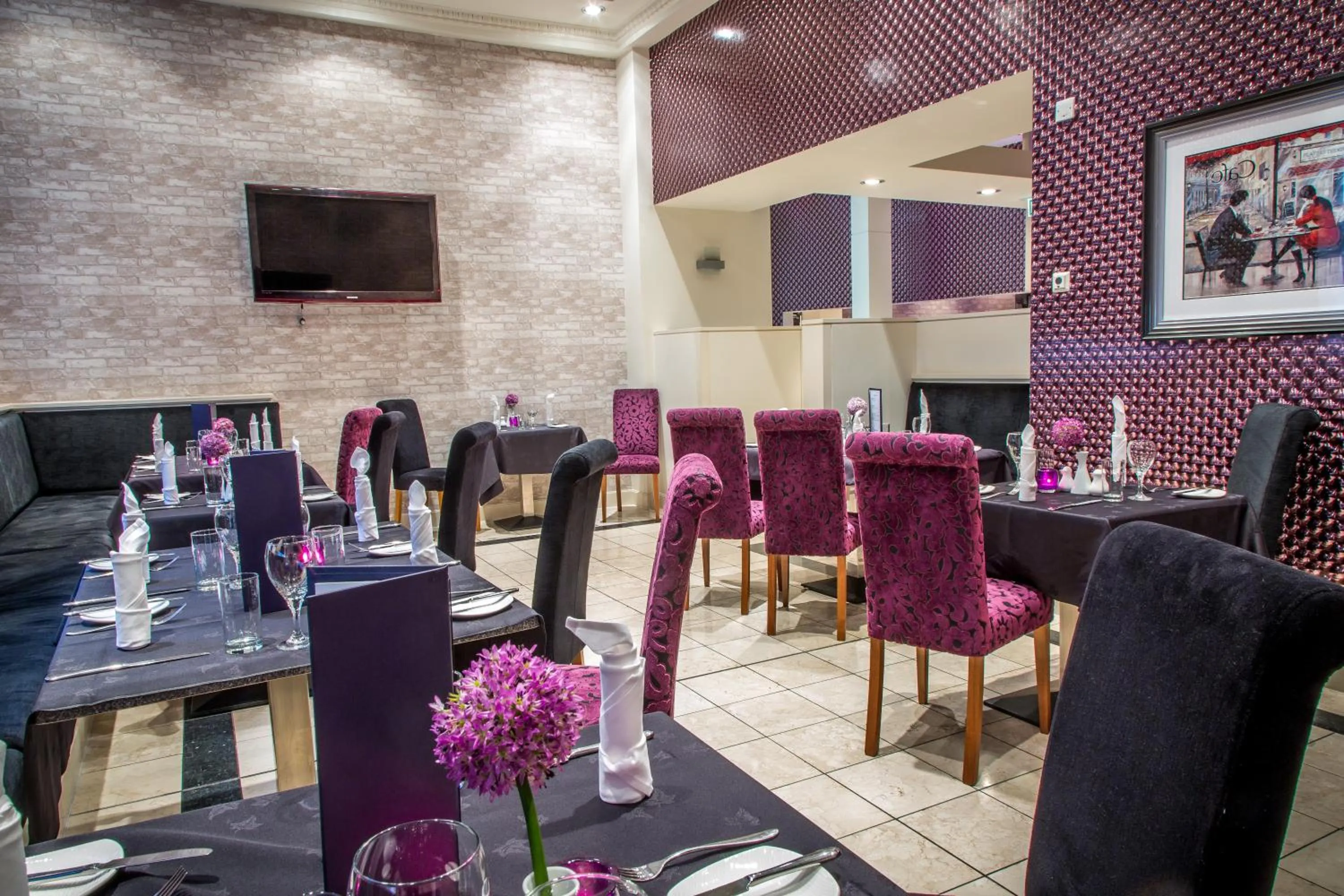 Restaurant/places to eat in Rox Hotel Aberdeen by Compass Hospitality