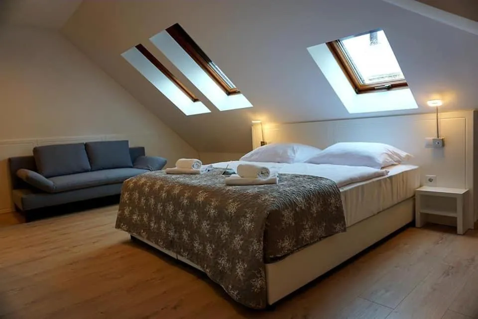 Bedroom, Bed in Erhardt Panzió