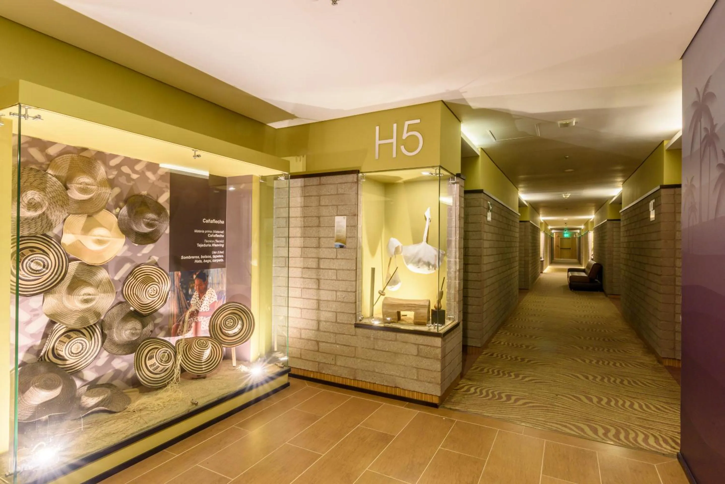 Property building in Diez Hotel Categoría Colombia