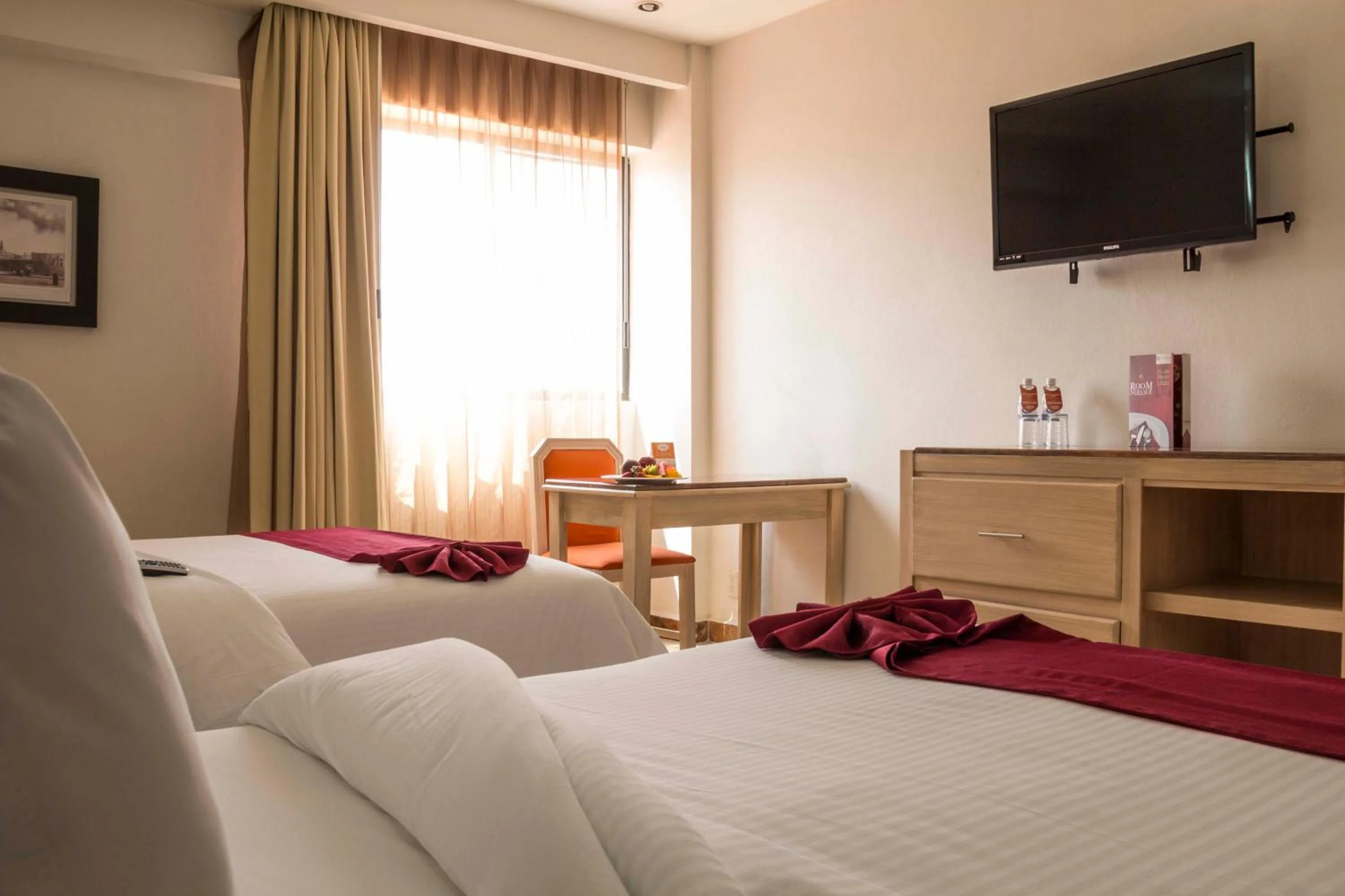 Day, Bed in Imperio de Angeles Executive León Poliforum